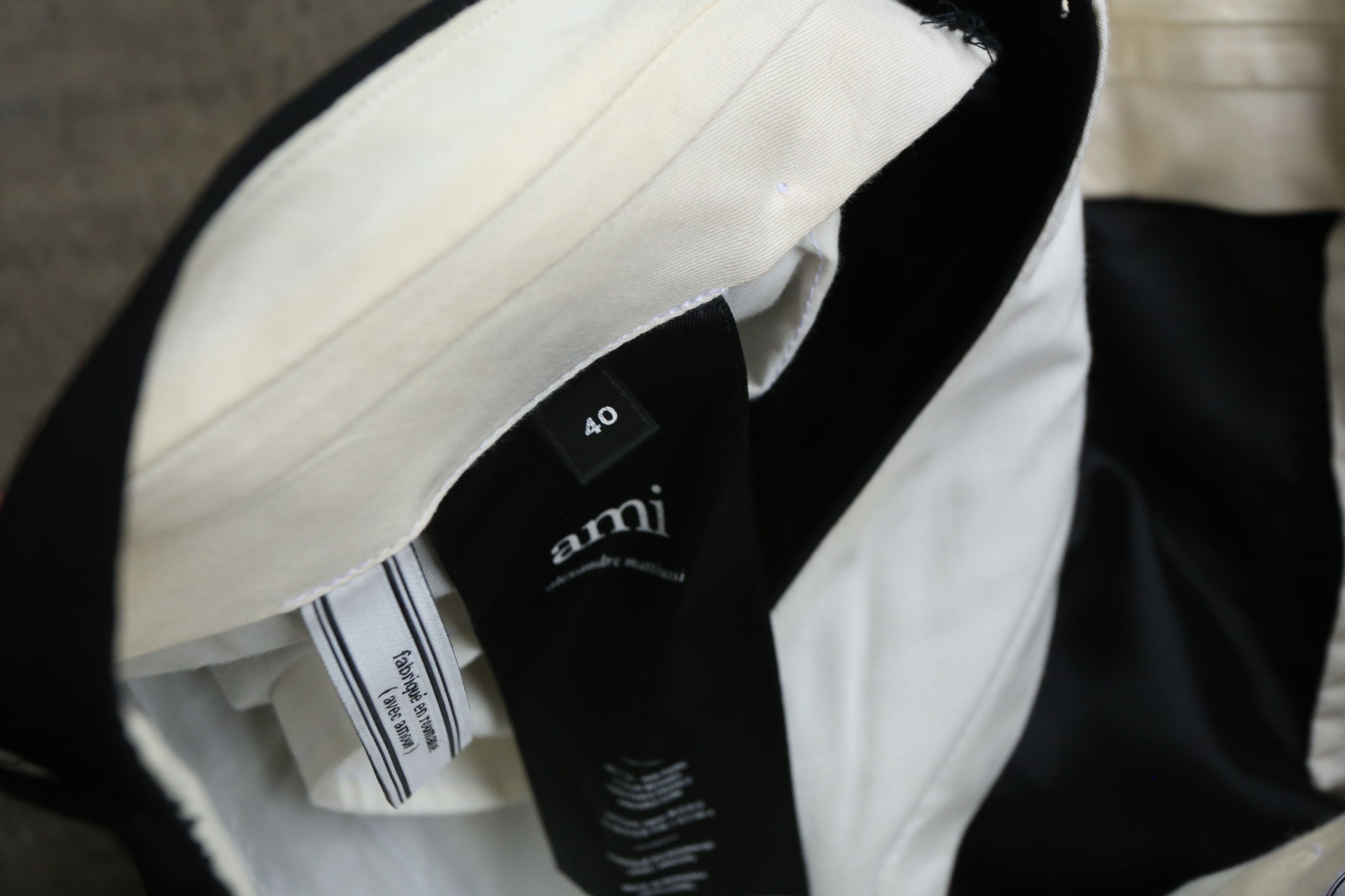 AMI Ami - S/S 20 - Pleated Bermuda Shorts Size US 30 / EU 46 - 9 Thumbnail