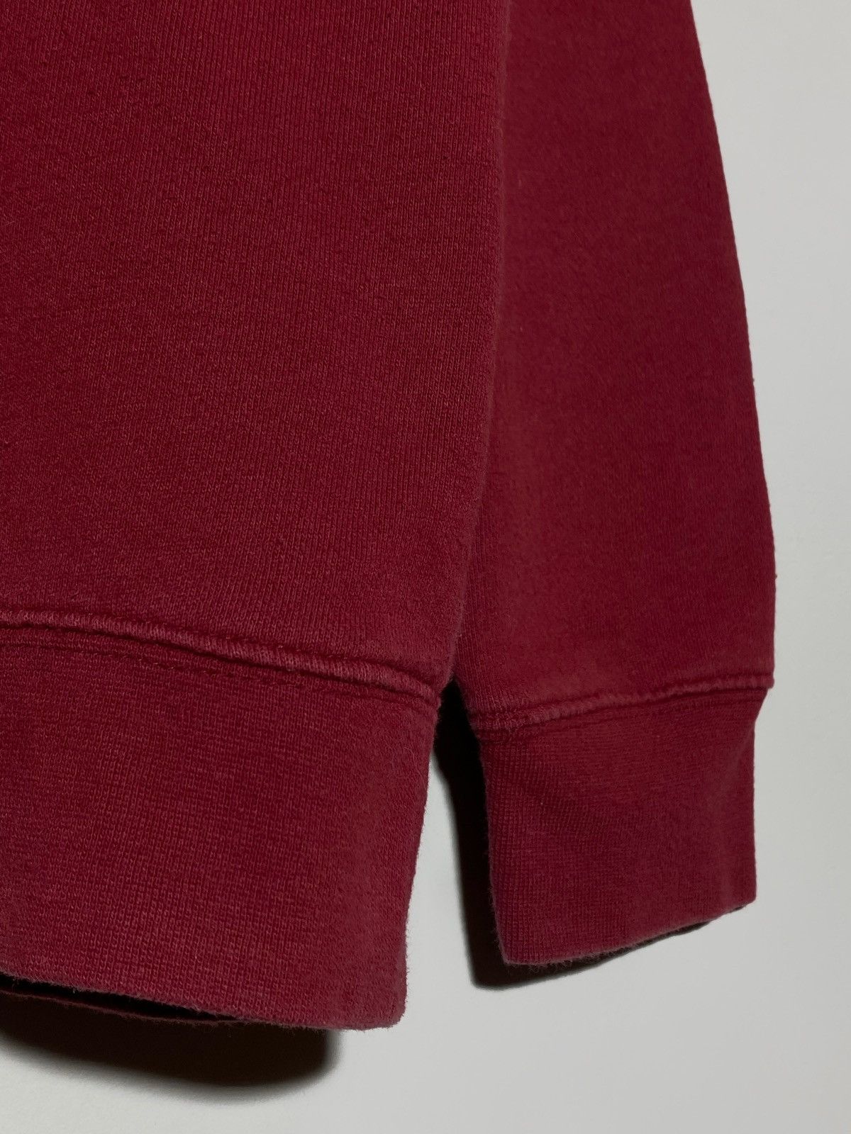 Stussy 🔥 STÜSSY WORLD TOUR CREWNECK BURGUNDY NYC LA PARIS VIBES Size US L / EU 52-54 / 3 - 9 Thumbnail