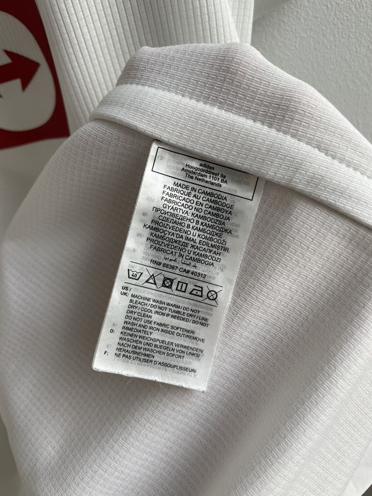 Other MANCHESTER UNITED 2023 2024 SOCCER FOOTBALL SHIRT 29H001 Size US L / EU 52-54 / 3 - 14 Thumbnail