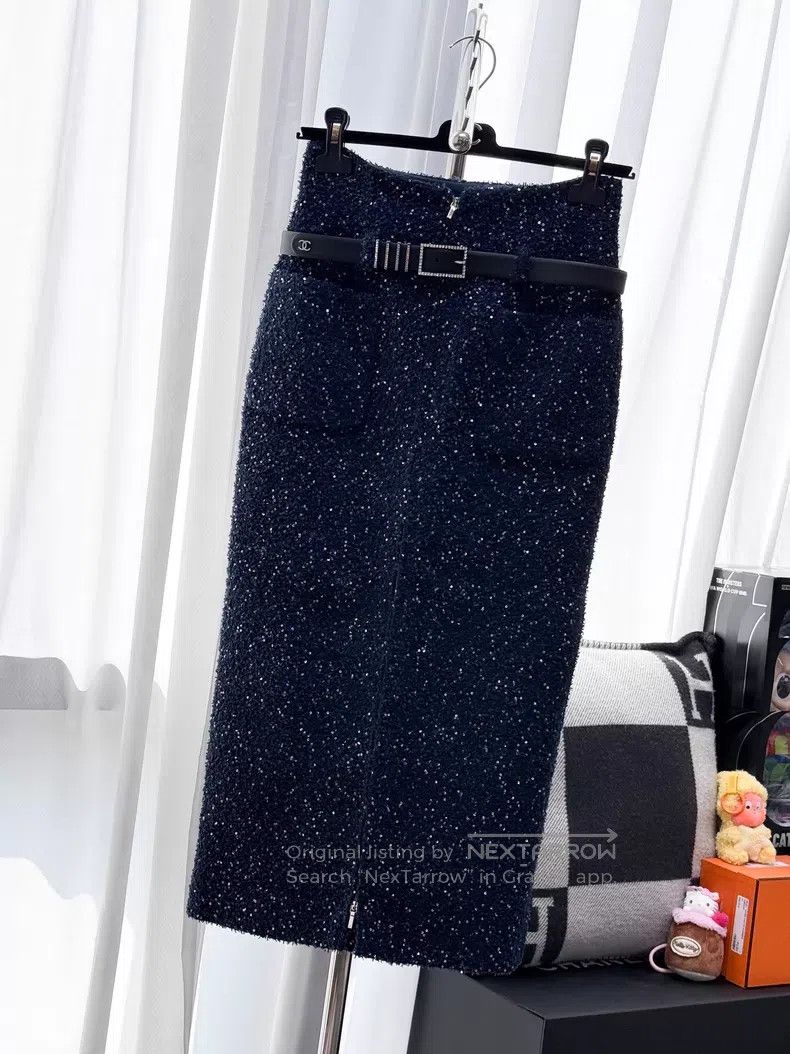 Chanel Chanel Sequin braided skirt Size 26" / US 2 / IT 38 - 1 Thumbnail