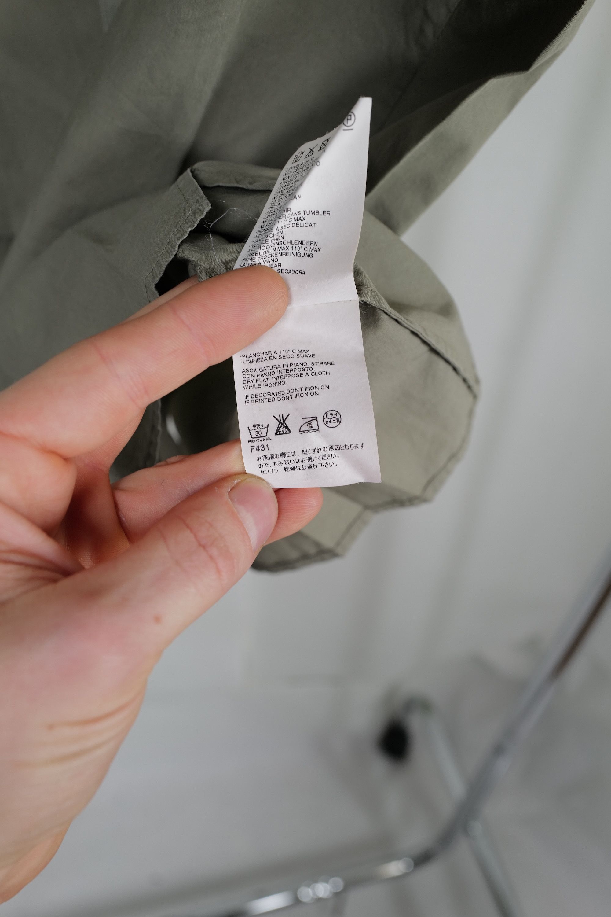 Maison Margiela MAISON MARGIELA Button Up Shirt Size US S / EU 44-46 / 1 - 16 Thumbnail