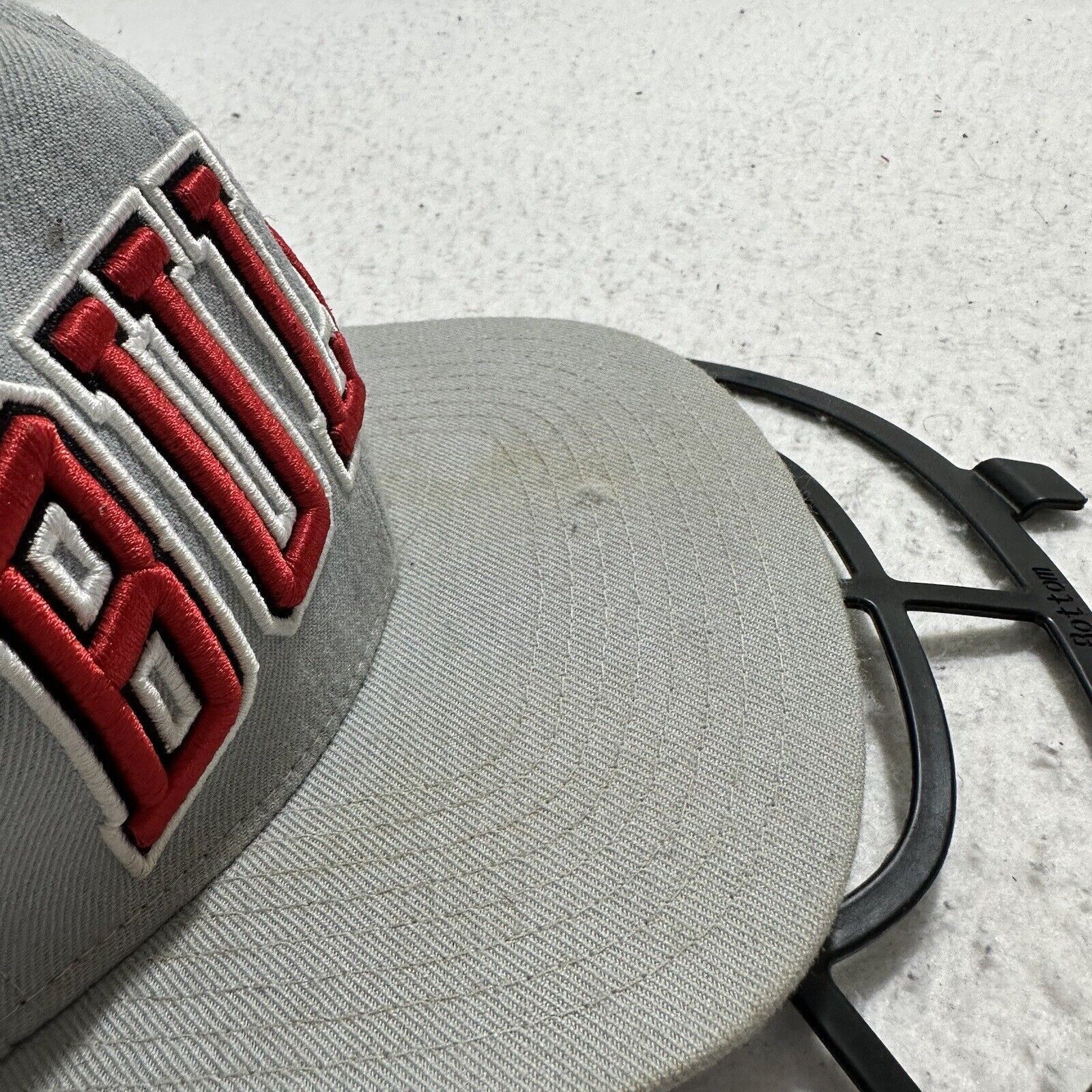 Mitchell & Ness Mitchell & Ness Chicago Bulls Hat Baseball Cap Gray Red Wool Size ONE SIZE - 8 Thumbnail