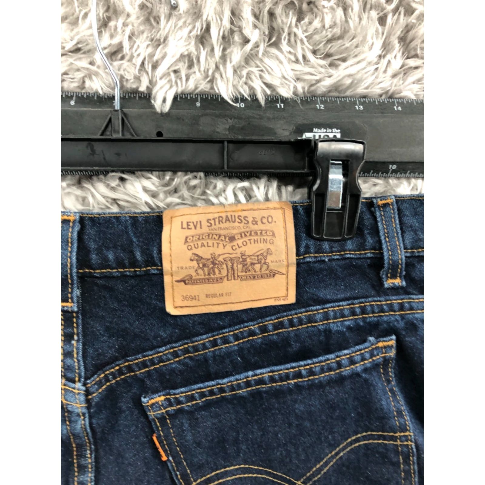 Levi's Levi's Regular Fit Boyfriend Shorts Womens Size 14 Mid Rise Dark Wash Blue Denim 5-Pocket Logo Casual Summer Womens Size 36" / US 14 / IT 50 - 5 Thumbnail