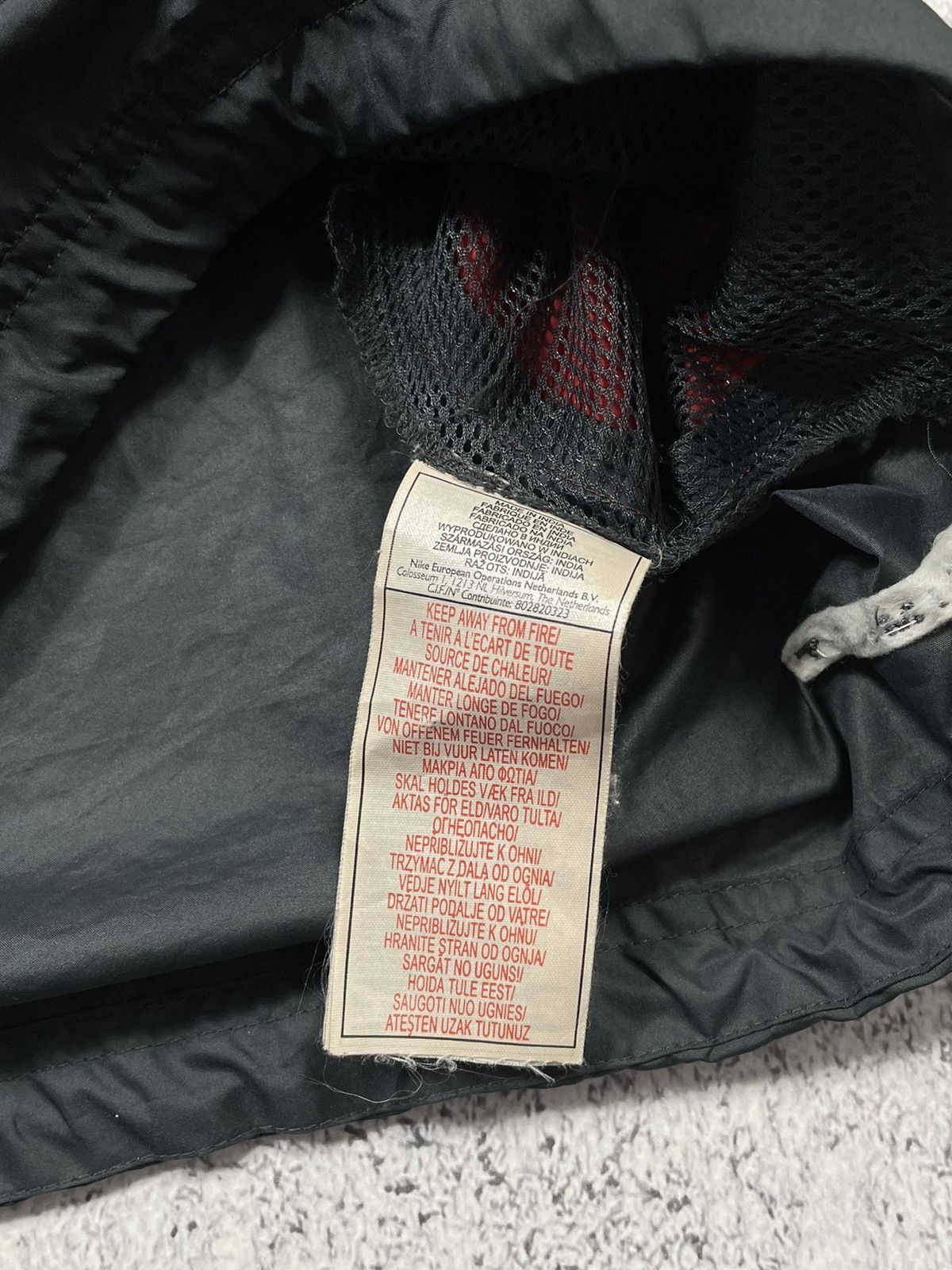 Nike × Vintage Vintage Nike Nylon Drill Y2K Training Jacket Size US XL / EU 56 / 4 - 17 Thumbnail