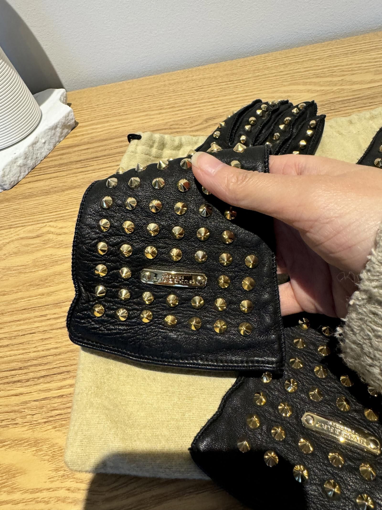Burberry Burberry Prorsum Gold Studded Gloves Size ONE SIZE - 4 Thumbnail