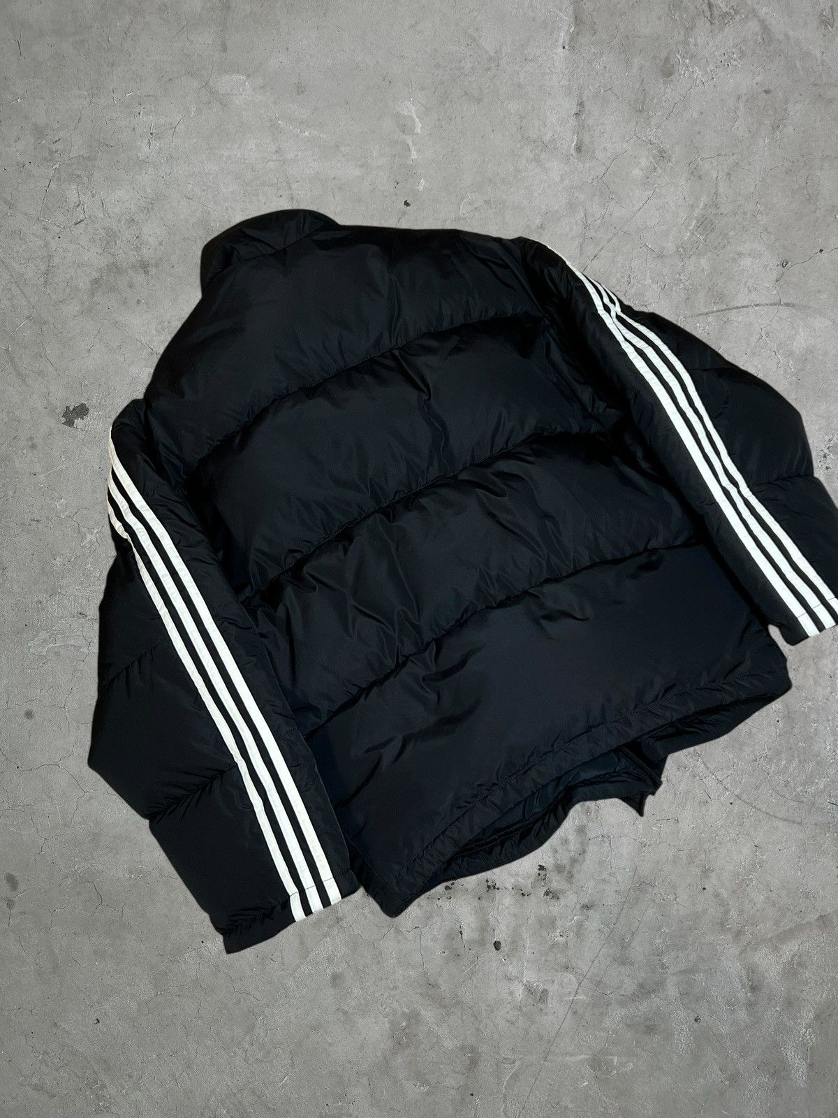 Balenciaga Balenciaga x Adidas Puffer Jacket Size US M / EU 48-50 / 2 - 12 Thumbnail