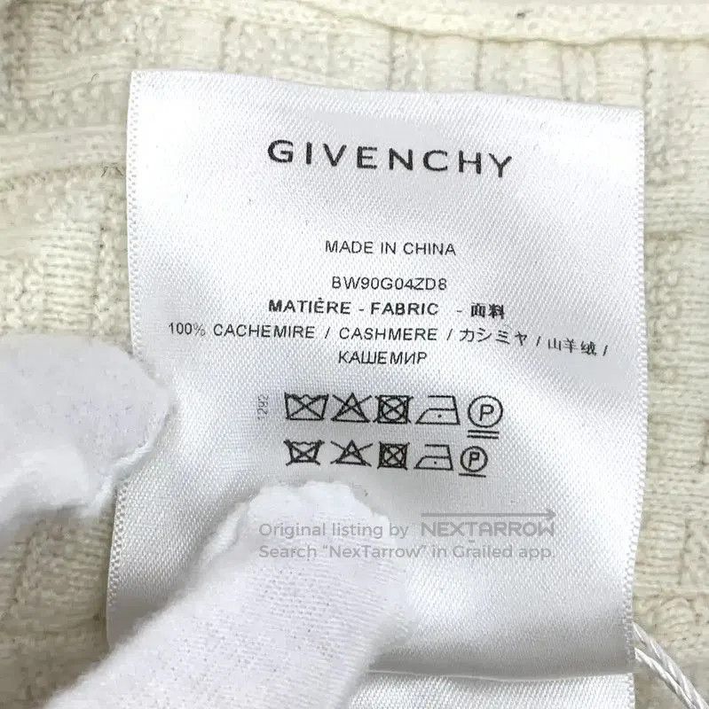Givenchy Givenchy Women's Beige Cashmere Cardigan . Size S / US 4 / IT 40 - 7 Thumbnail