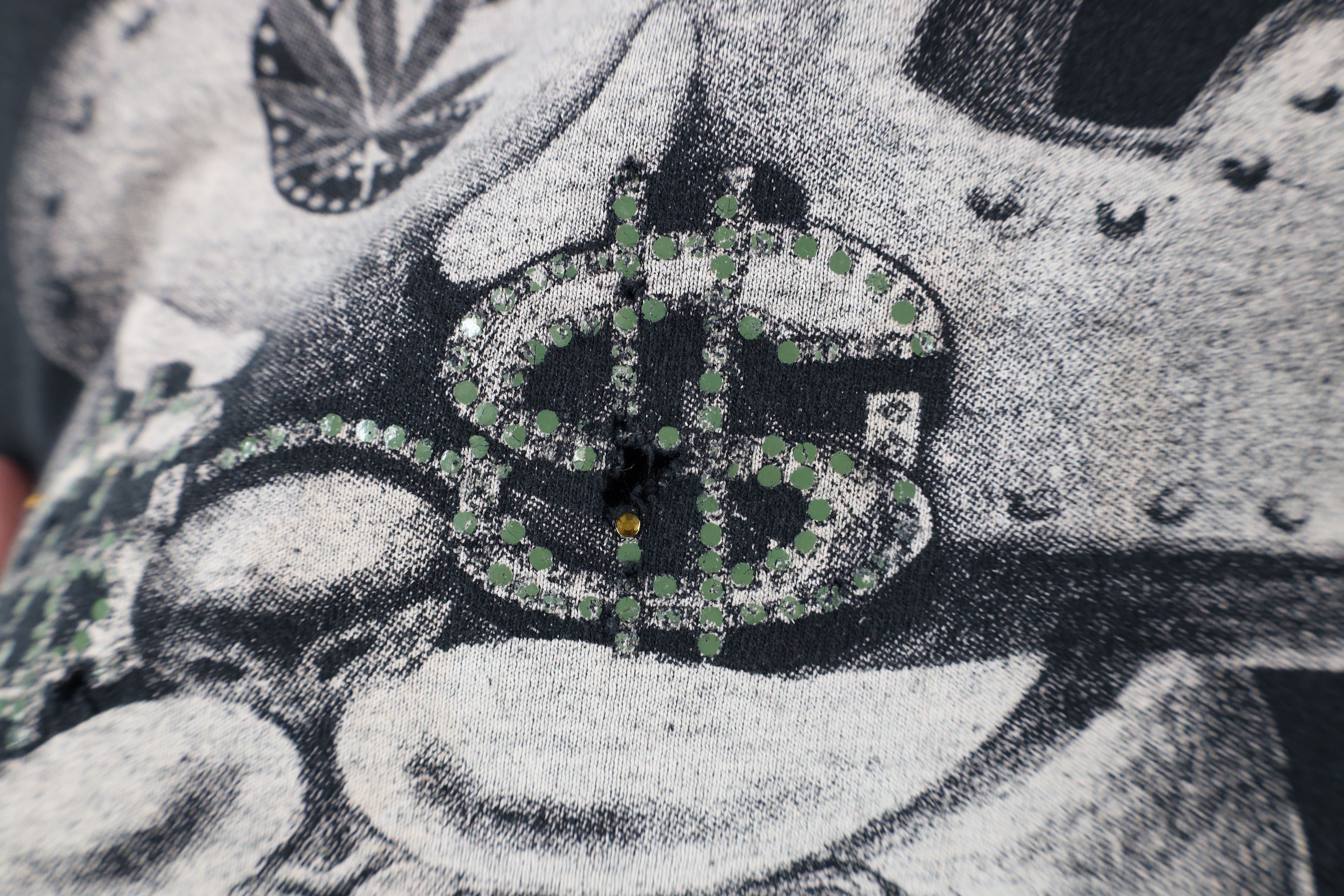 Vintage Vintage Y2K Streetwear Cap'n Cronic Weed Marijuana T-Shirt Size US XXL / EU 58 / 5 - 7 Thumbnail
