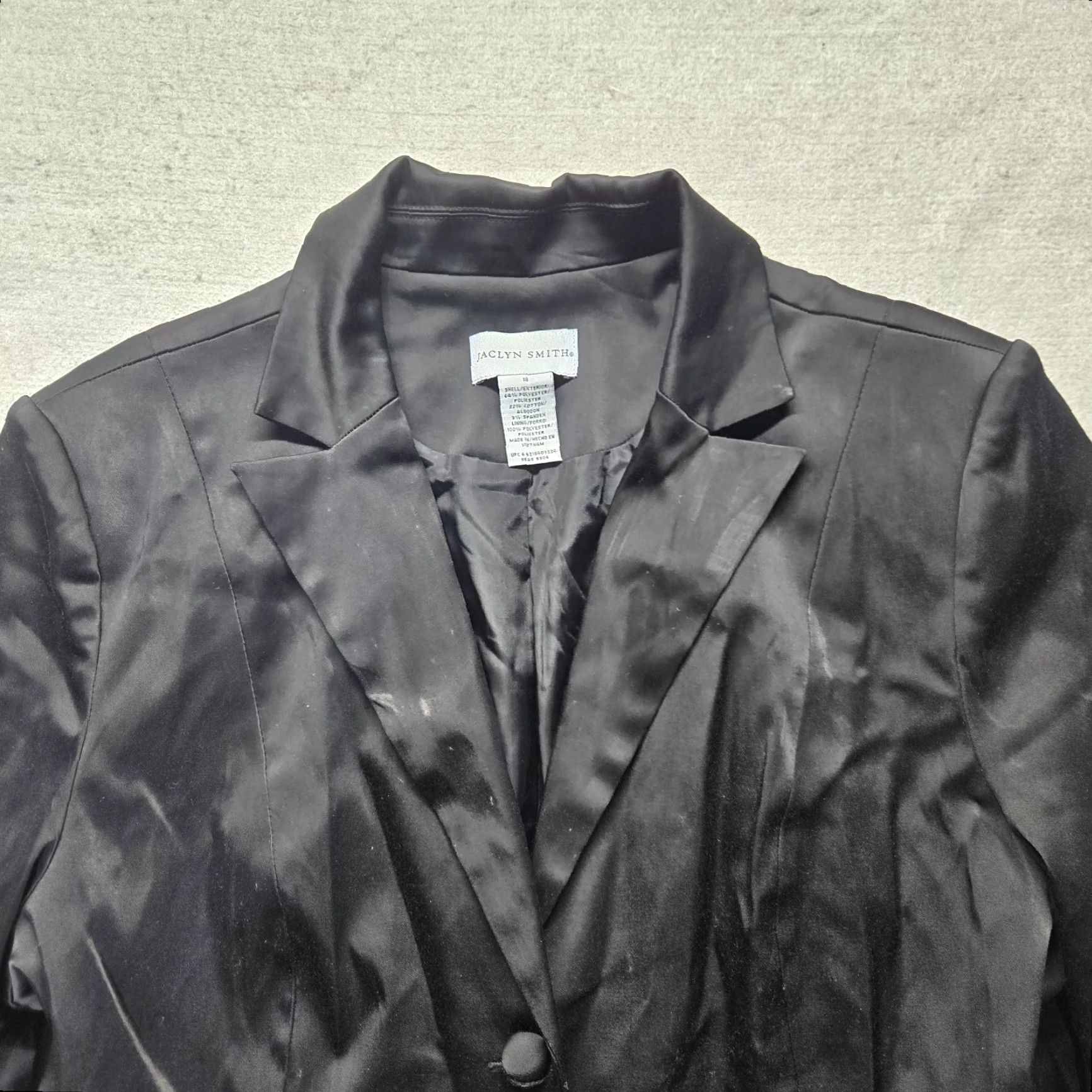 Vintage VINTAGE Jaclyn Smith Blazer Jacket Solid Black Adult Women's Size 18 Notch Lapel Two-Button 2 Button Knit Polyester Blend Plus Size Womens Jacket Size XXL / US 16-18 / IT 52-54 - 4 Thumbnail