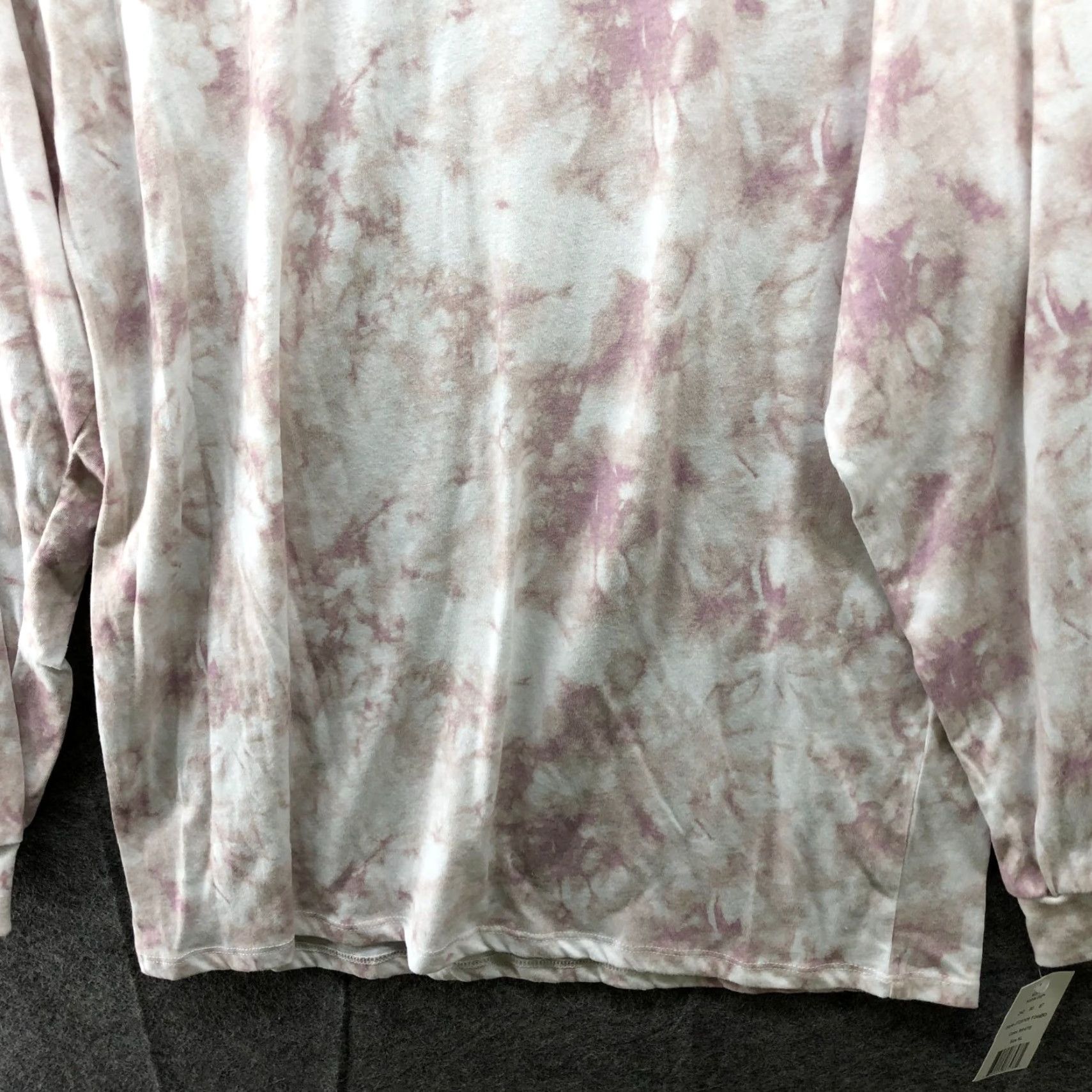 Pinko Friends Long Sleeve T Shirt Mens XL Tie Dye Crewneck Pink White Mauve Colorful 90s Logo Shirt Size US XL / EU 56 / 4 - 4 Thumbnail
