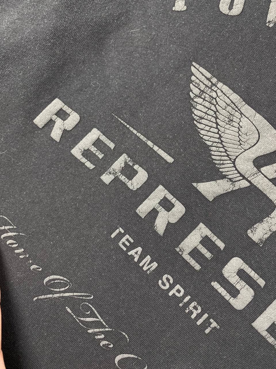 Represent Clo. Represent x Team Spirit T Shirt Big Logo Men Size L Black Size US L / EU 52-54 / 3 - 7 Thumbnail