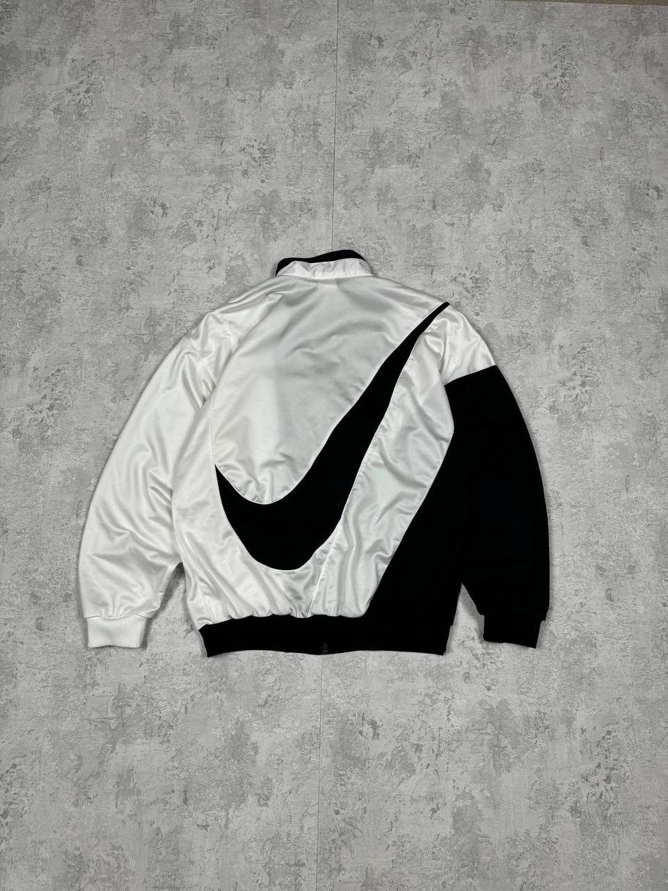 Nike Vintage Nike Y2K Track Jacket Big Logo Size S Size US S / EU 44-46 / 1 - 1 Thumbnail