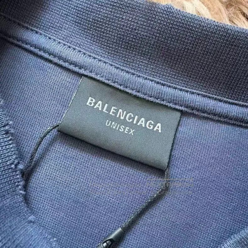 Balenciaga Balenciaga New BB Bitcoin T. Size US XXL / EU 58 / 5 - 3 Thumbnail