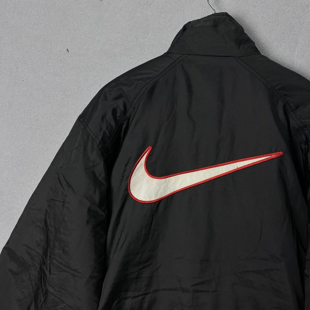 Nike Vintage Nike Big Swoosh Jacket Black Size US M / EU 48-50 / 2 - 5 Thumbnail