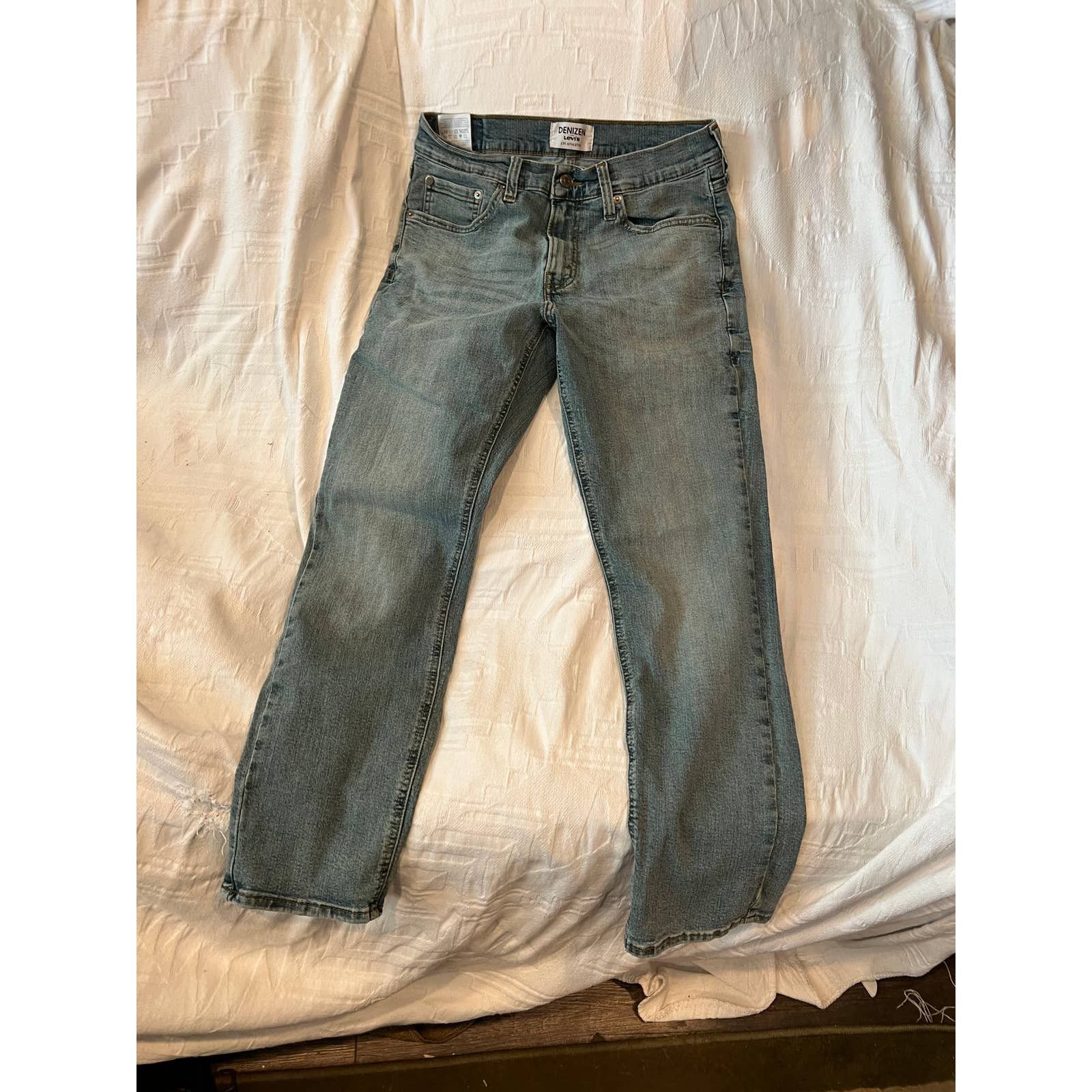 Levis 231 athletic fit jeans on sale