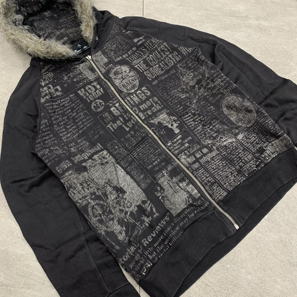 BERNINGS SHO Berning Sho Poem Fur Hoodie Size US M / EU 48-50 / 2 - 7 Thumbnail