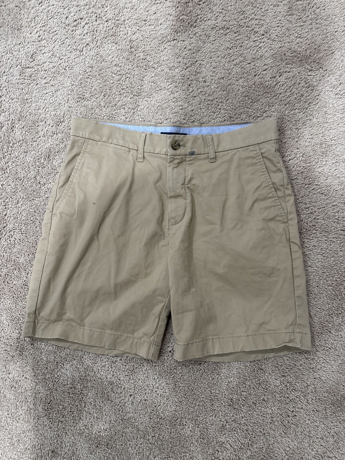Tommy Hilfiger Tommy Hilfiger khaki shorts Size US 32 / EU 48 - 1 Thumbnail
