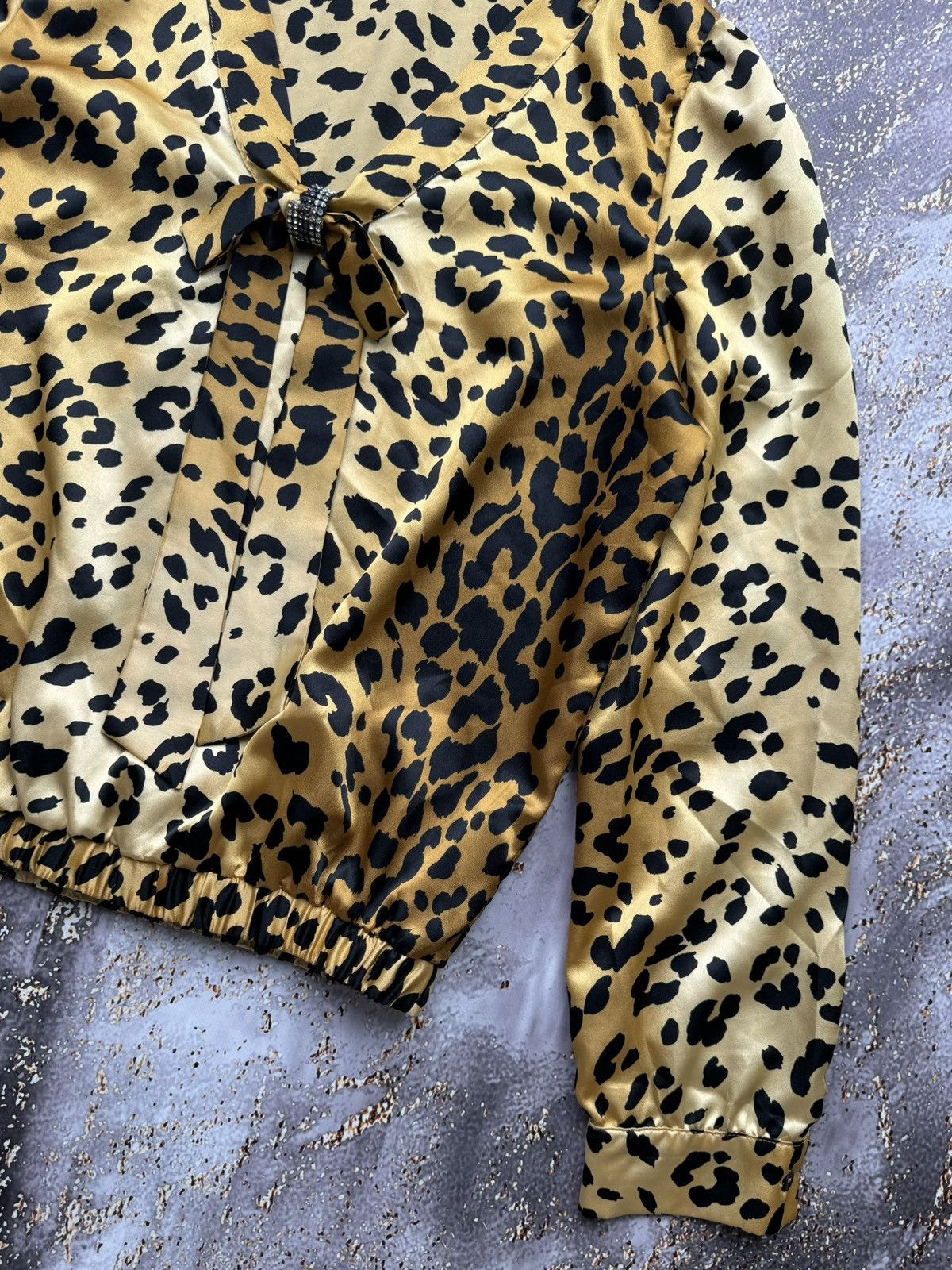 Love Moschino Love Moschino Vintage Leopard Blouse Size L / US 10 / IT 46 - 3 Thumbnail