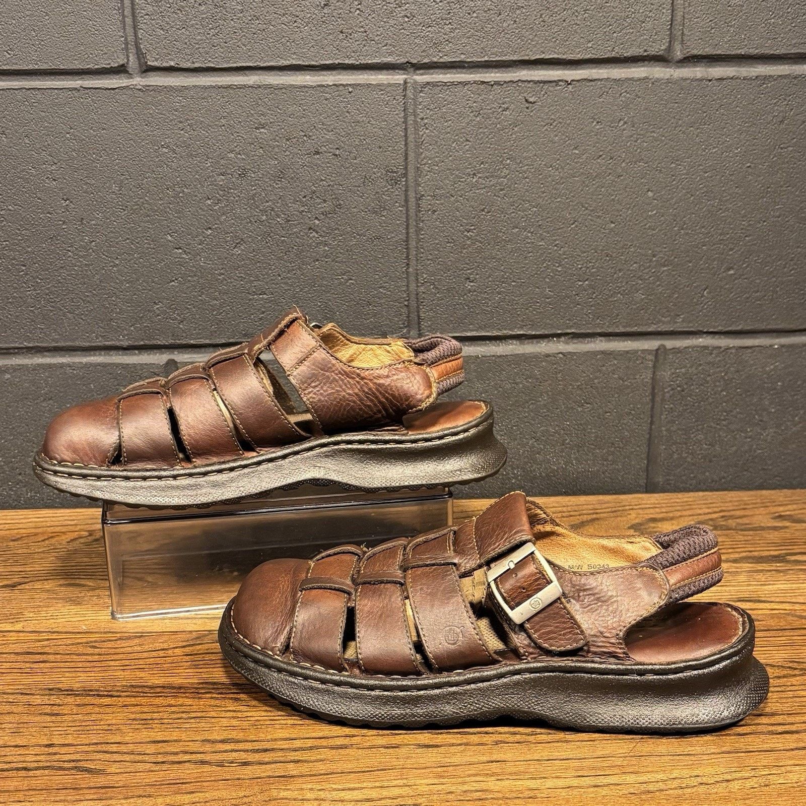 Born Men\'s Fisherman Sandals Brown Leather Size 11 Mens brown BORN sandals size 11 genuine | Mercari main image 3
