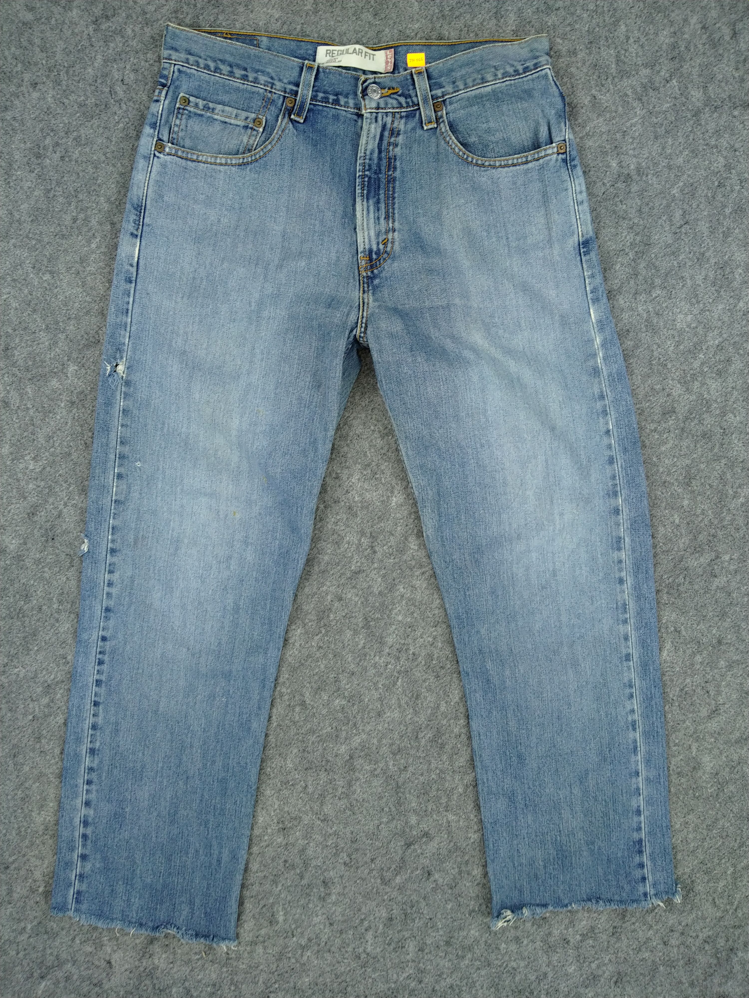 Levi's Vintage Levi's 505 Regular Fit Denim 33 x 34 -JN066 Size US 33 - 1 Thumbnail
