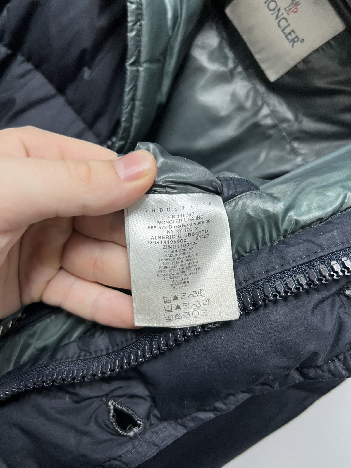 Moncler Moncler PufferJjacket Wool Down Mens Luxury Size 3 M L Size US M / EU 48-50 / 2 - 21 Thumbnail