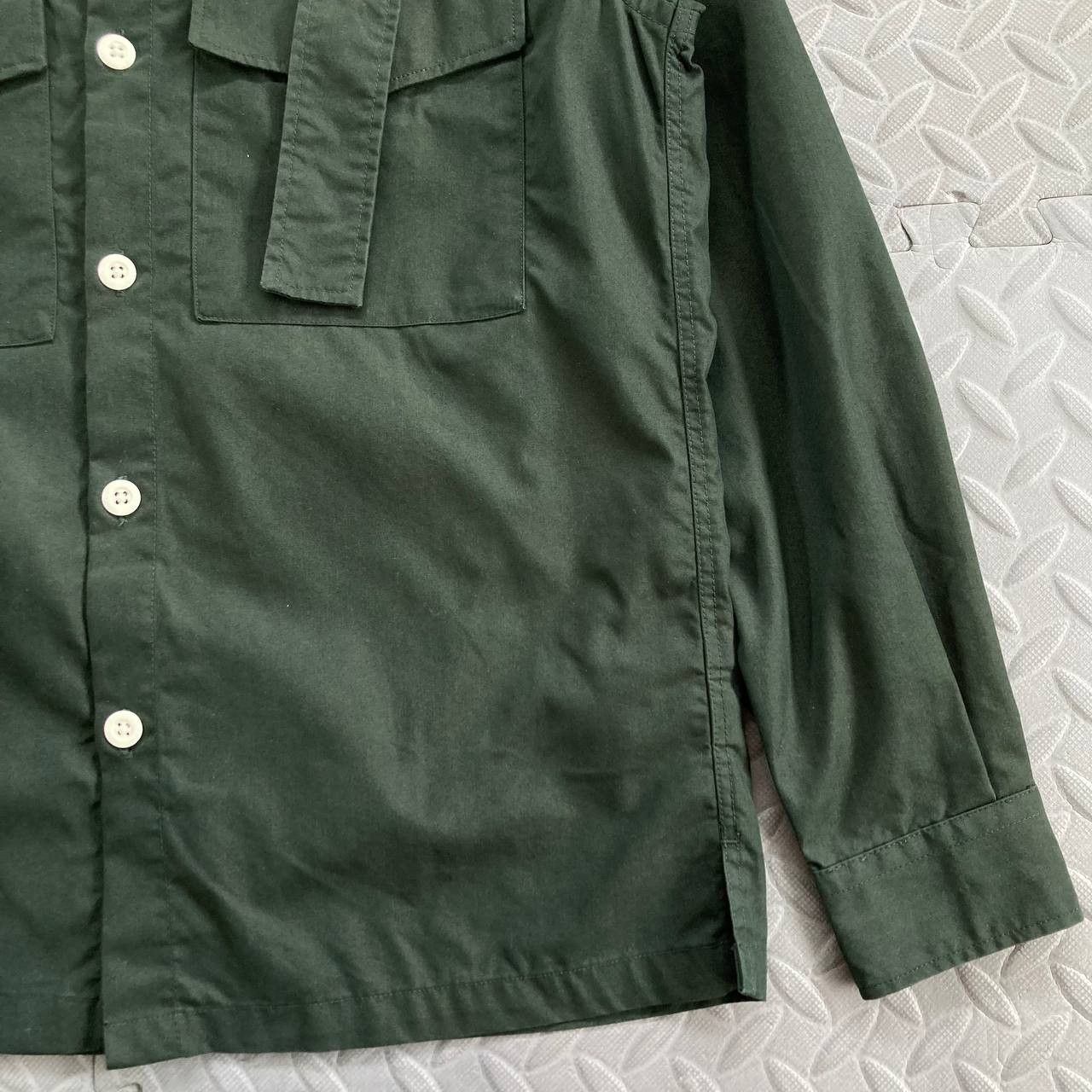 GU × Kim Jones AW06/18 Reissued Tactical Strap Military Shirt Size US S / EU 44-46 / 1 - 7 Thumbnail