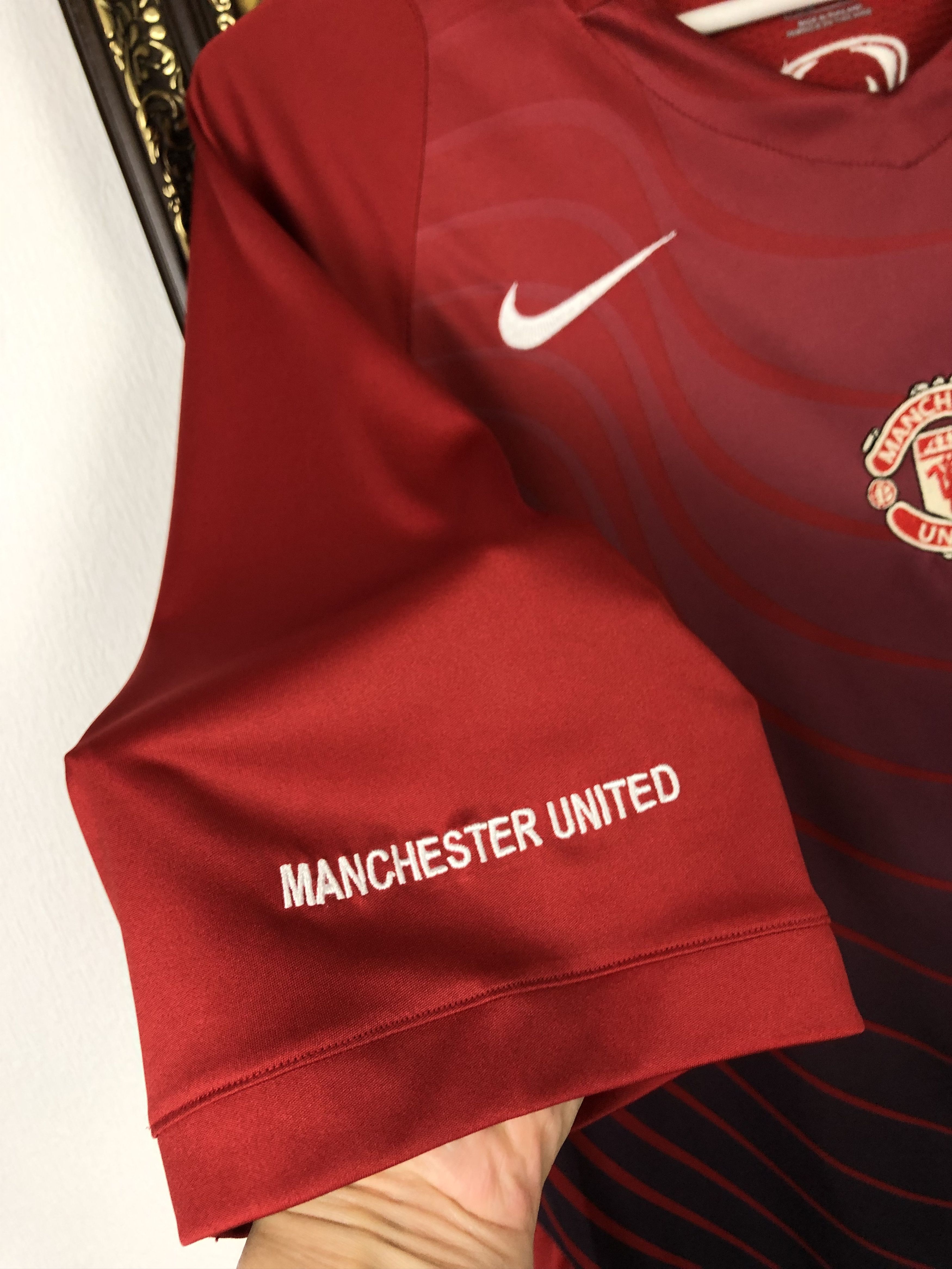Nike Vintage Nike Manchester United Football Shirt Train Tee Hype Size US L / EU 52-54 / 3 - 5 Thumbnail