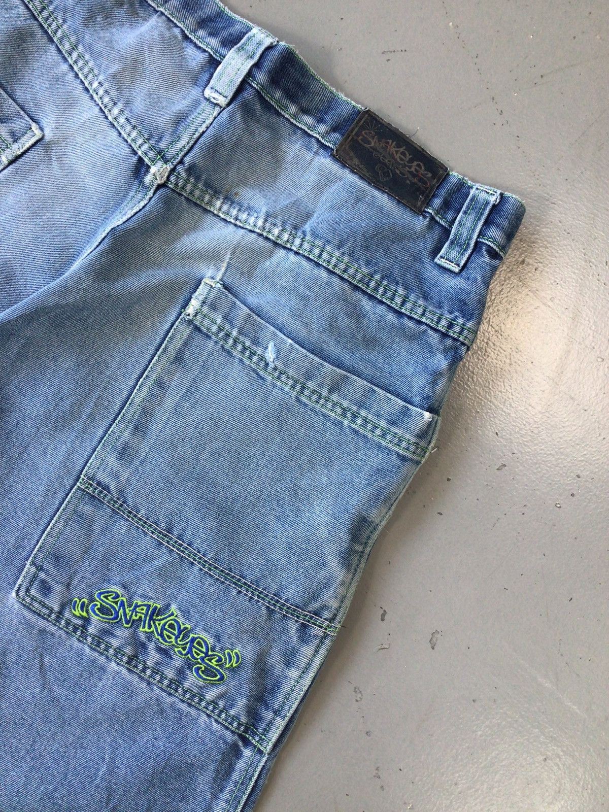 JNCO × Southpole × Vintage Vintage snakeyes SpellOut embroidered flared denim Size US 33 - 12 Thumbnail
