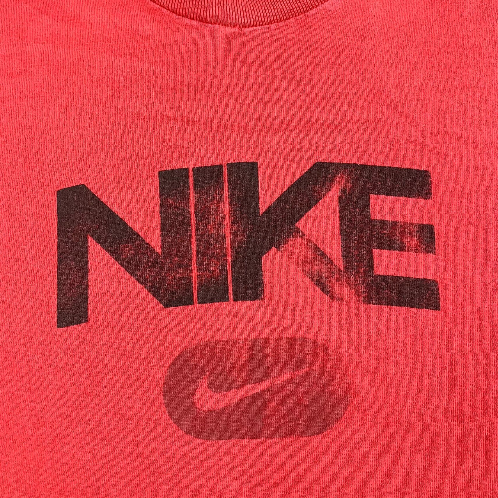 Nike VINTAGE Nike Shirt Mens XL Red Graphic Swoosh Check Tee Gray Tag Skate Retro Y2K Size US XL / EU 56 / 4 - 2 Thumbnail