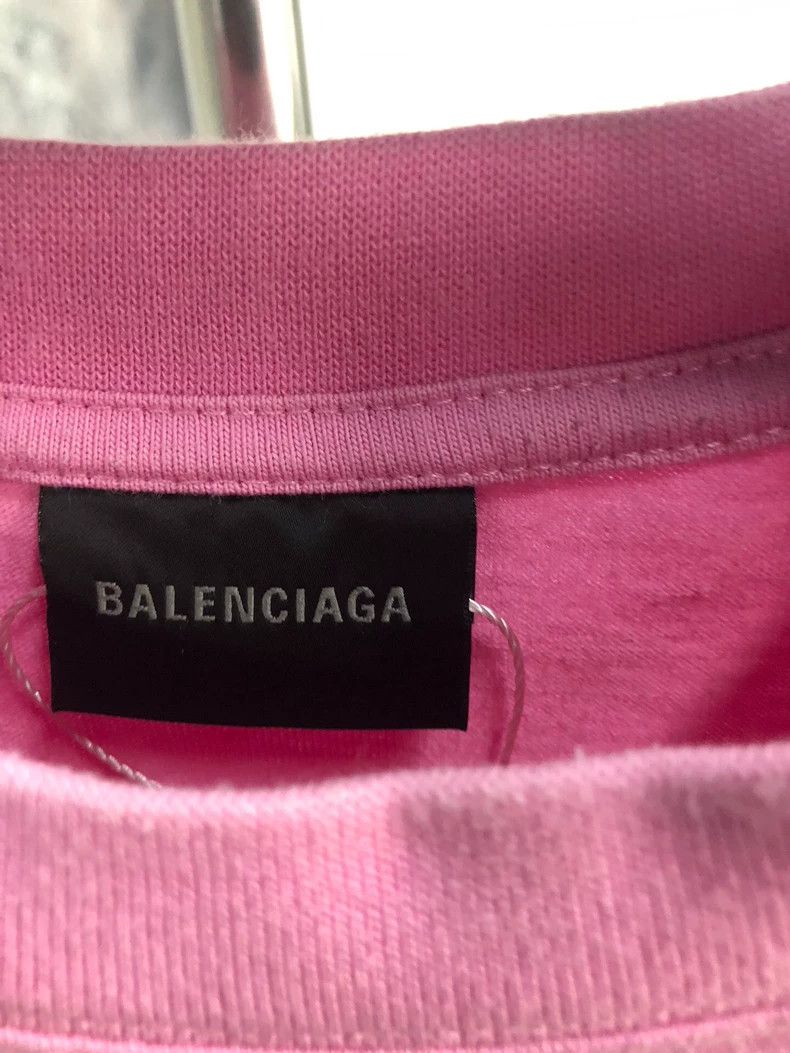 Balenciaga Balenciaga Pink graffiti short sleeve Size US M / EU 48-50 / 2 - 2 Thumbnail