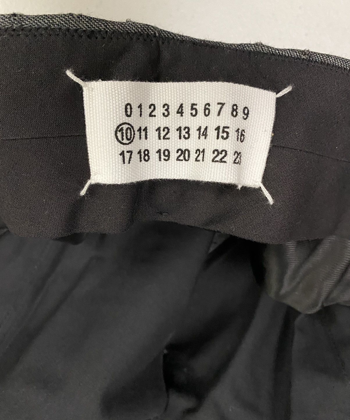 Maison Margiela MM 🇮🇹 Grey Wool Airate Slacks Runway Vintage 2010 NWT Size 40R - 7 Thumbnail