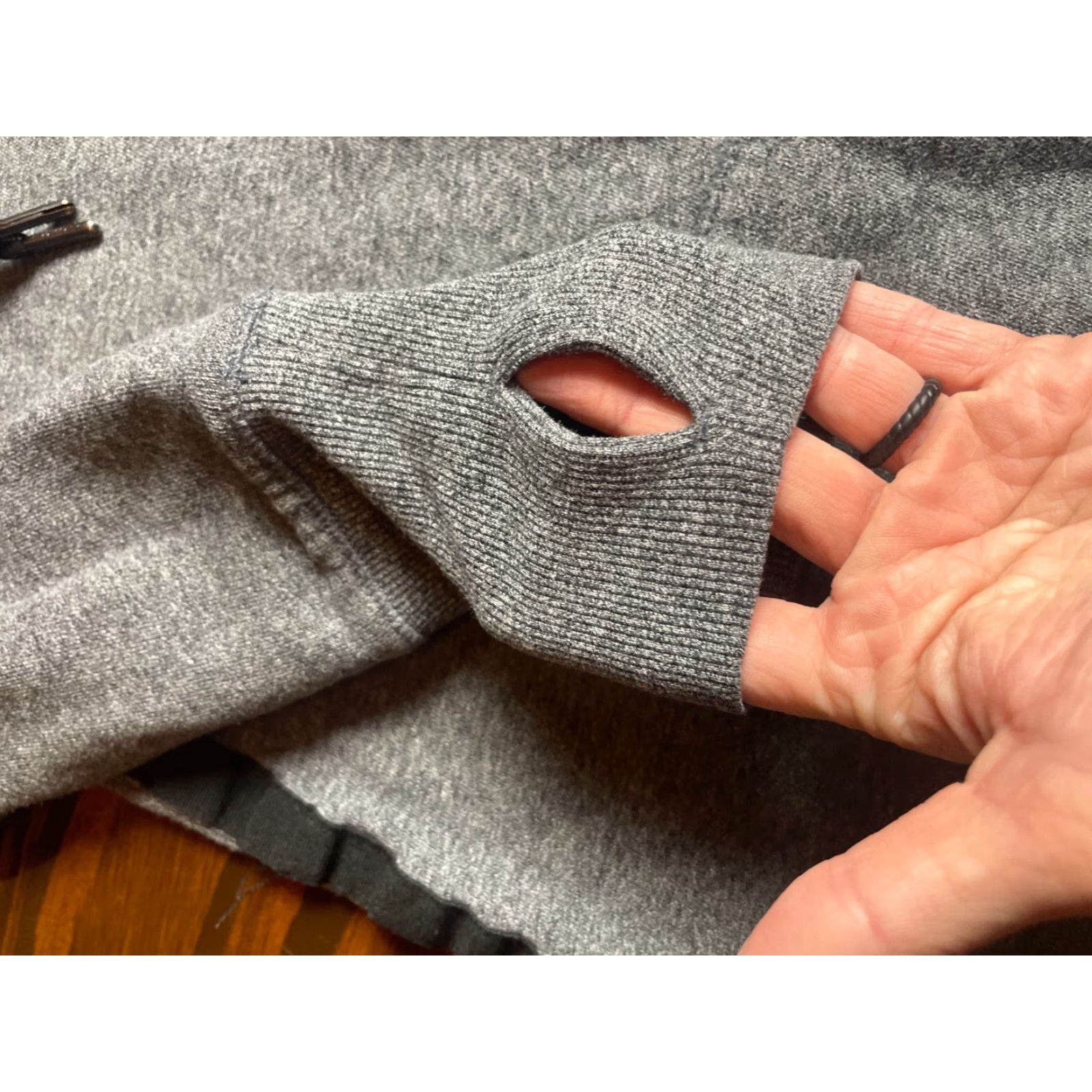 Calvin Klein Calvin Klein Sweater Women's Medium Gray Cowlneck Activewear Drawstring Pullover (Regular) Womens Size M / US 6-8 / IT 42-44 - 3 Thumbnail