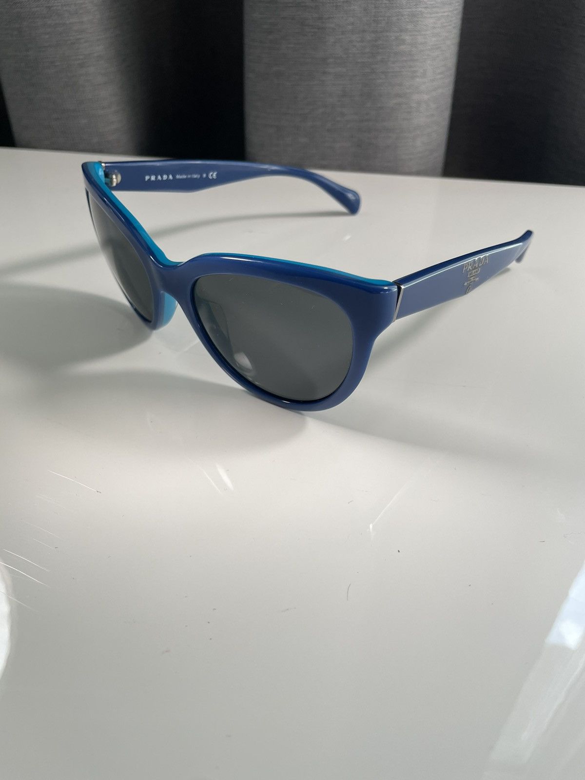Prada Prada Milano SPR 05P-A Blue Frame Cat Eye Sunglasses Vintage Size ONE SIZE - 1 Thumbnail