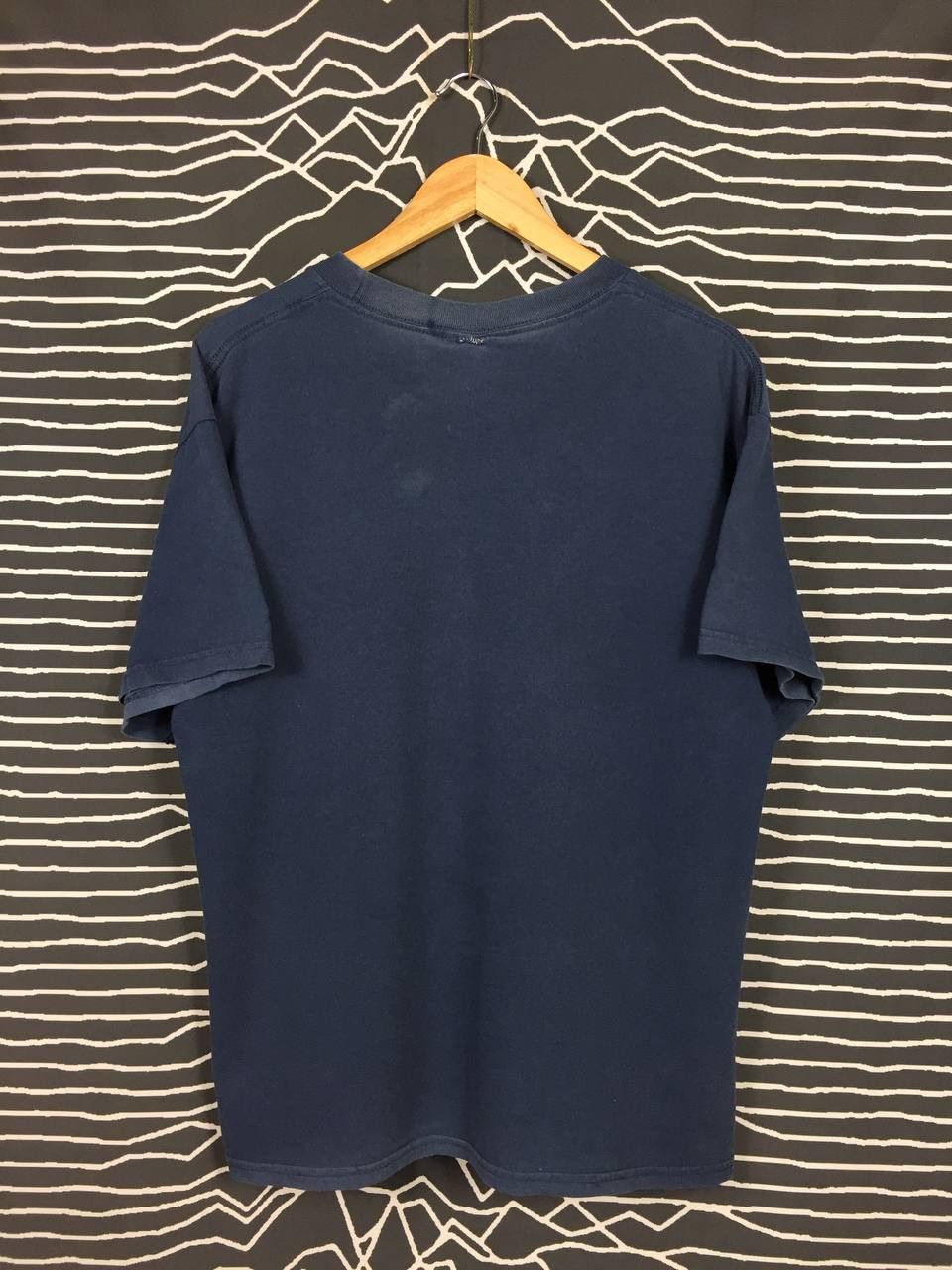 Vintage Vtg Y2K Hawaiian Motion Ying Yang Surfing Tee Size US L / EU 52-54 / 3 - 8 Thumbnail