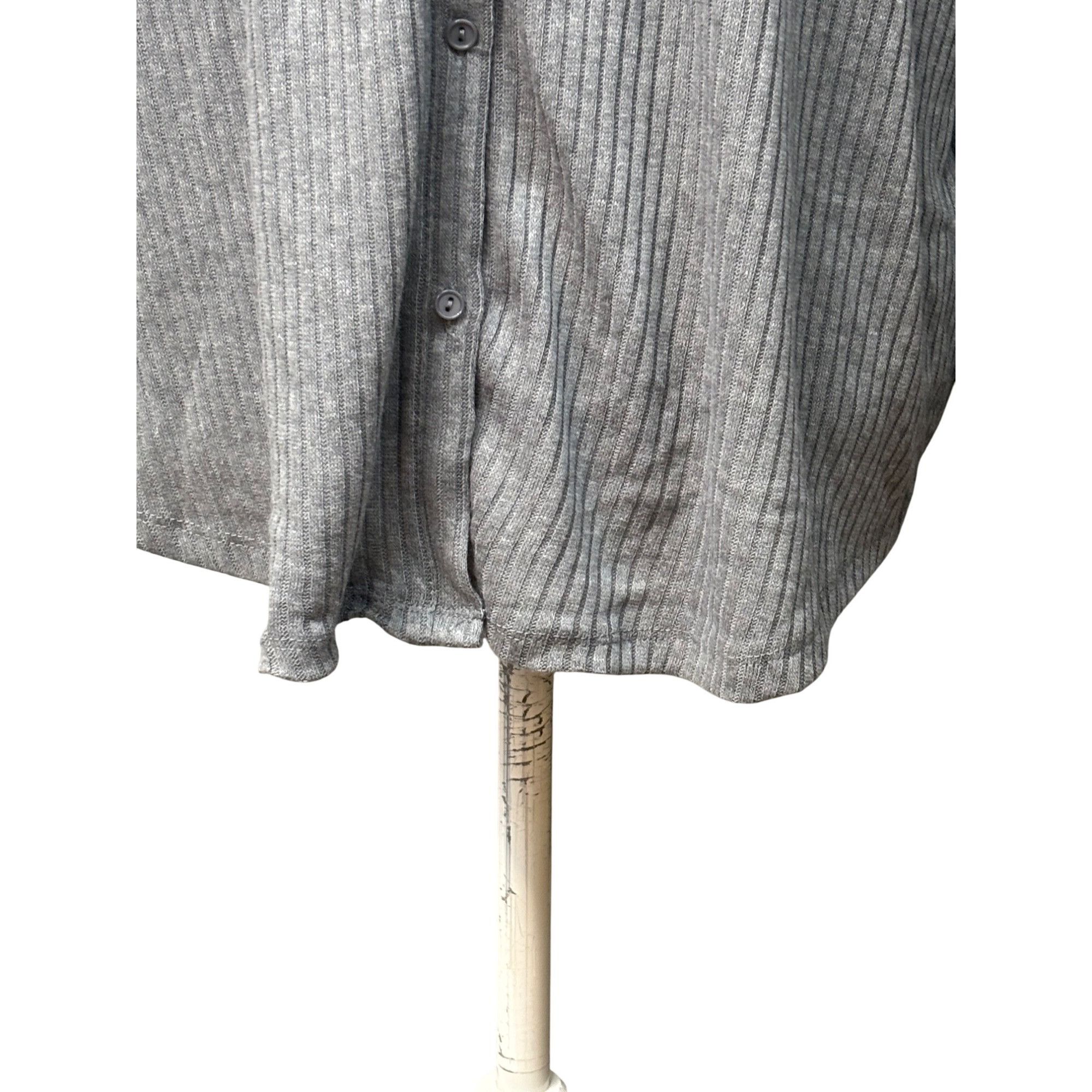 Other Tinsel Long Sleeve V-neck, Button Front Ribbed Cardigan Top Size ONE SIZE - 16 Thumbnail