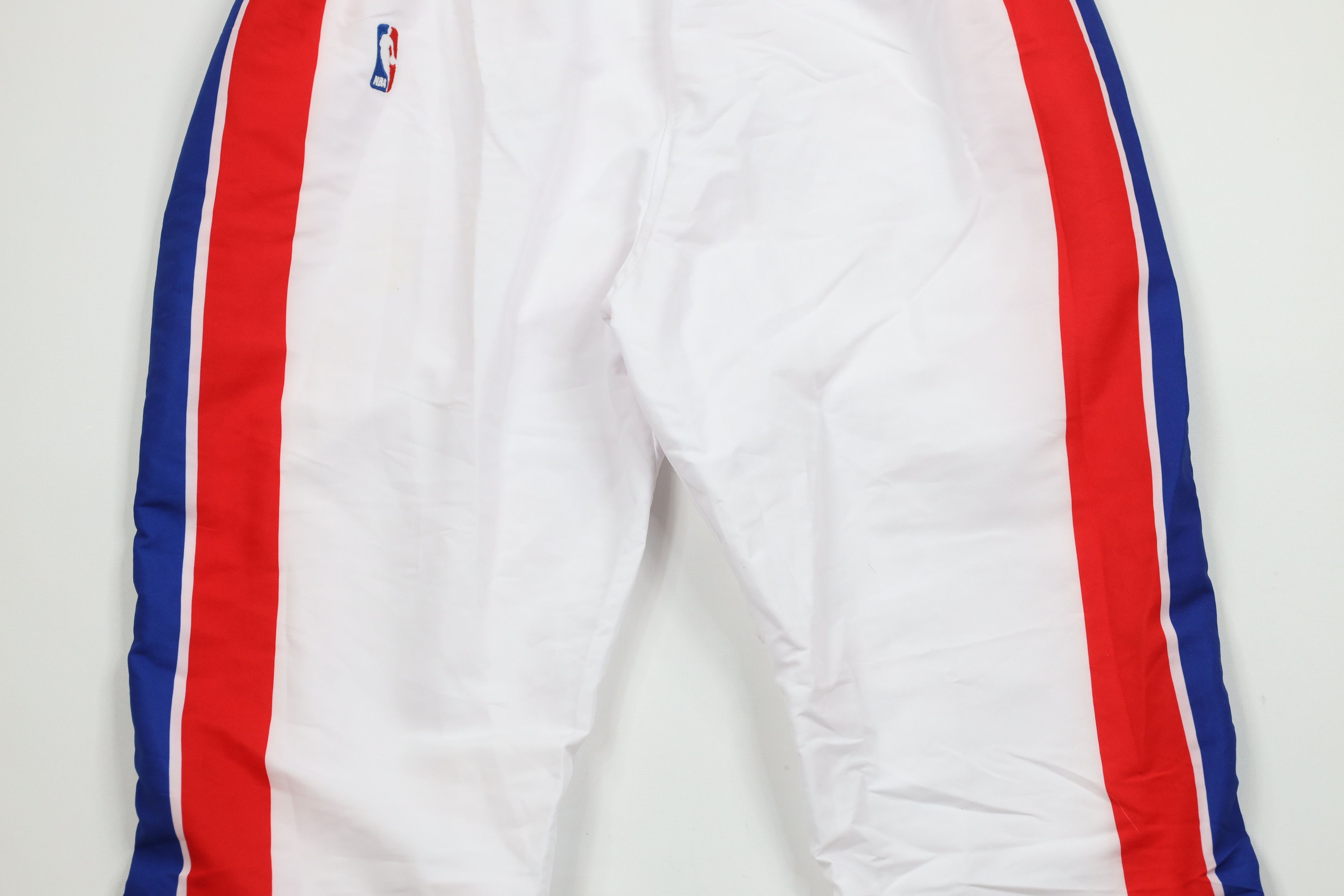 Champion × Vintage Vintage 90s Champion 1995 Detroit Pistons Basketball Pants Size US 36 / EU 52 - 3 Thumbnail