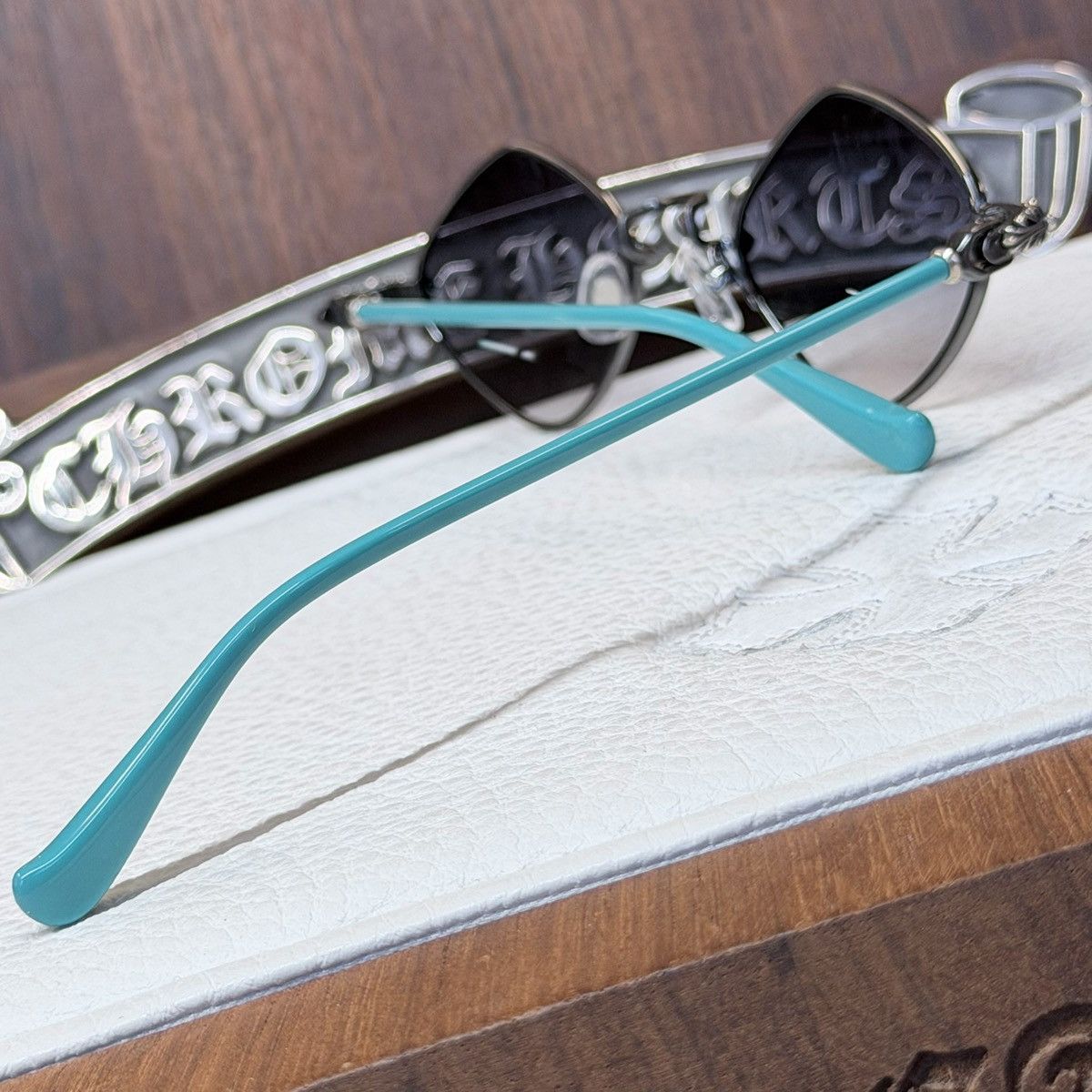 Chrome Hearts Chrome Hearts DIAMOND DOG 1/1 Sunglasses Size ONE SIZE - 7 Thumbnail