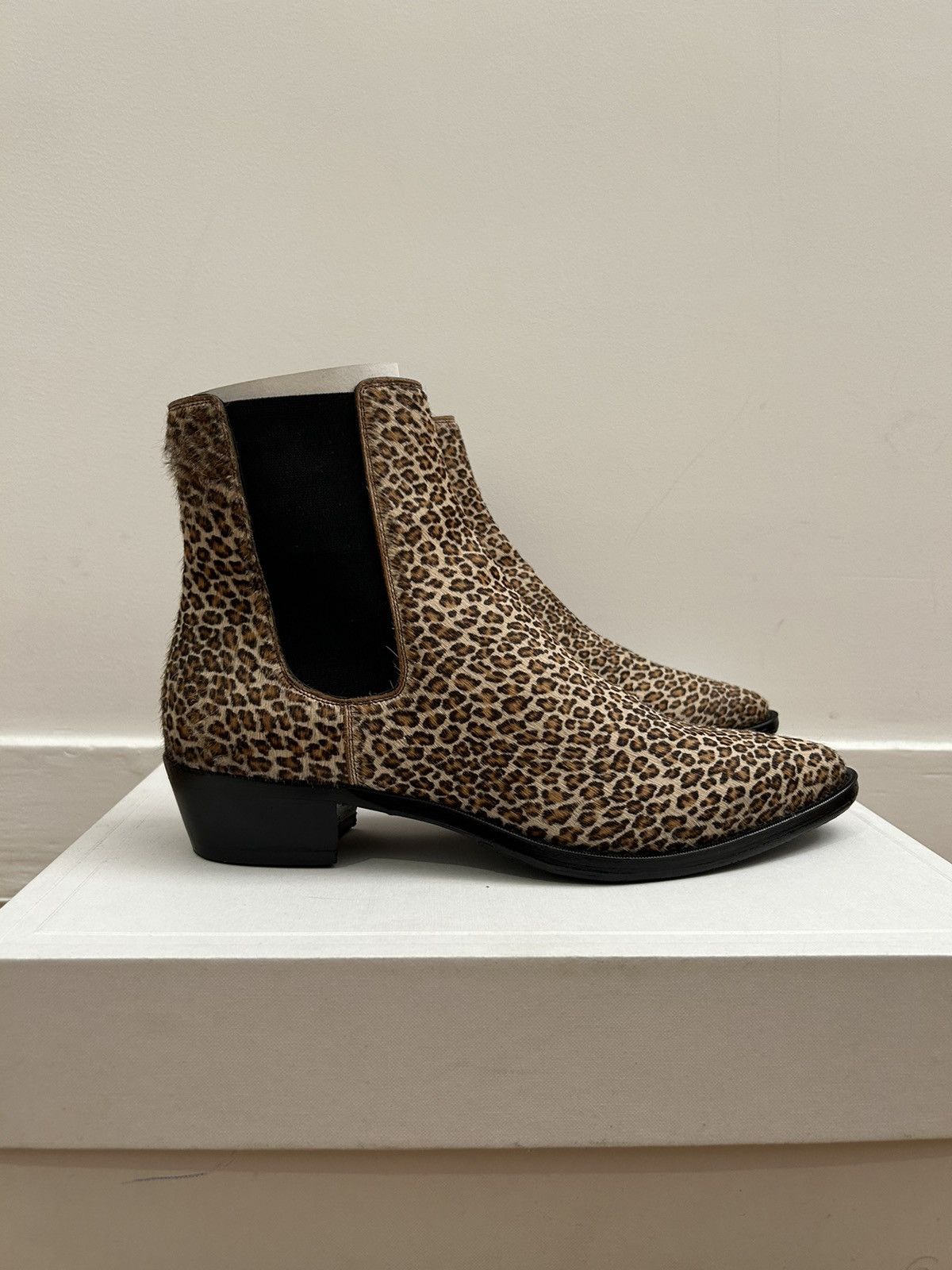 chelsea leopard boots