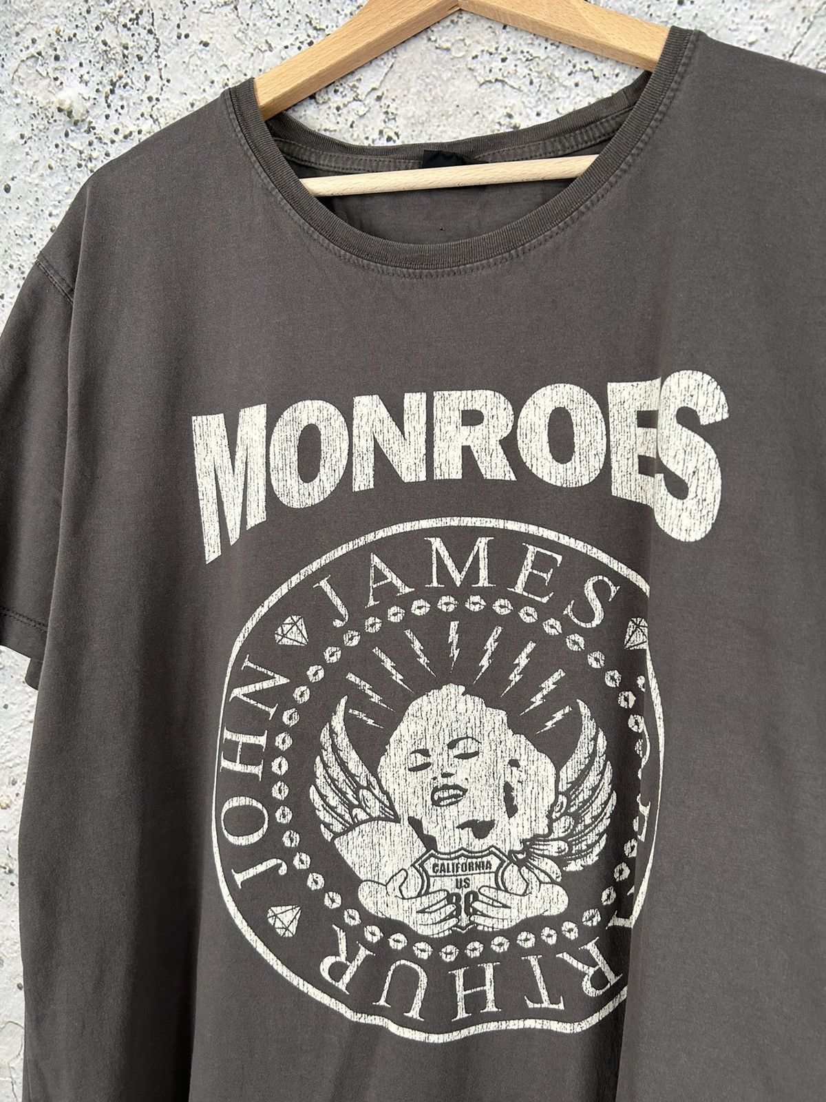 Band Tees Vintage Monroes Ramones Rock Band Tee Punk Alternative Size US XL / EU 56 / 4 - 3 Thumbnail