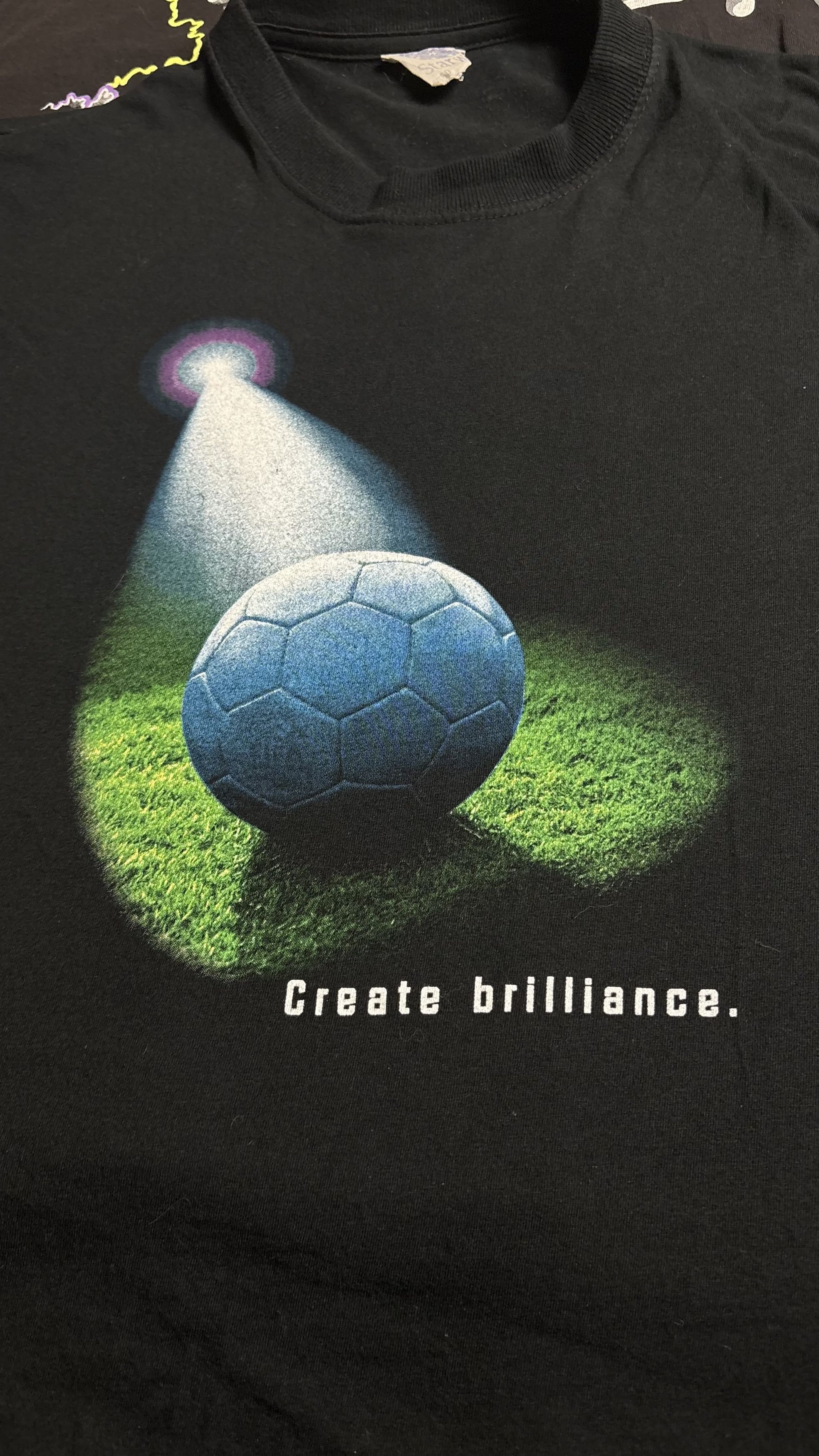 Vintage Vintage Fifa 2004 Tshirt RARE Size US L / EU 52-54 / 3 - 3 Thumbnail