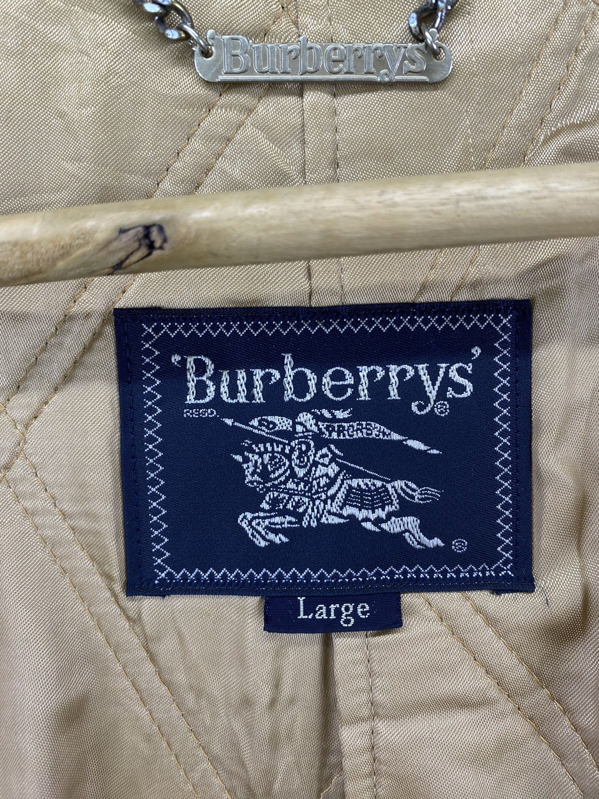 Burberry Vintage 90s Burberry Flaps Pocket Wool Jacket Size US L / EU 52-54 / 3 - 8 Thumbnail