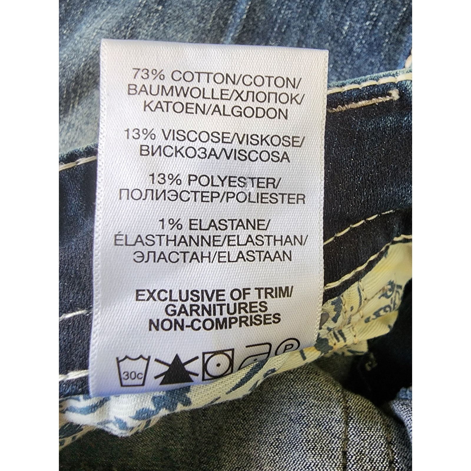 Silver Jeans Co. Silver Jeans Co. Suki Mid Capri Fluid Denim Size 27/22 Blue Size 27" / US 4 / IT 40 - 7 Thumbnail