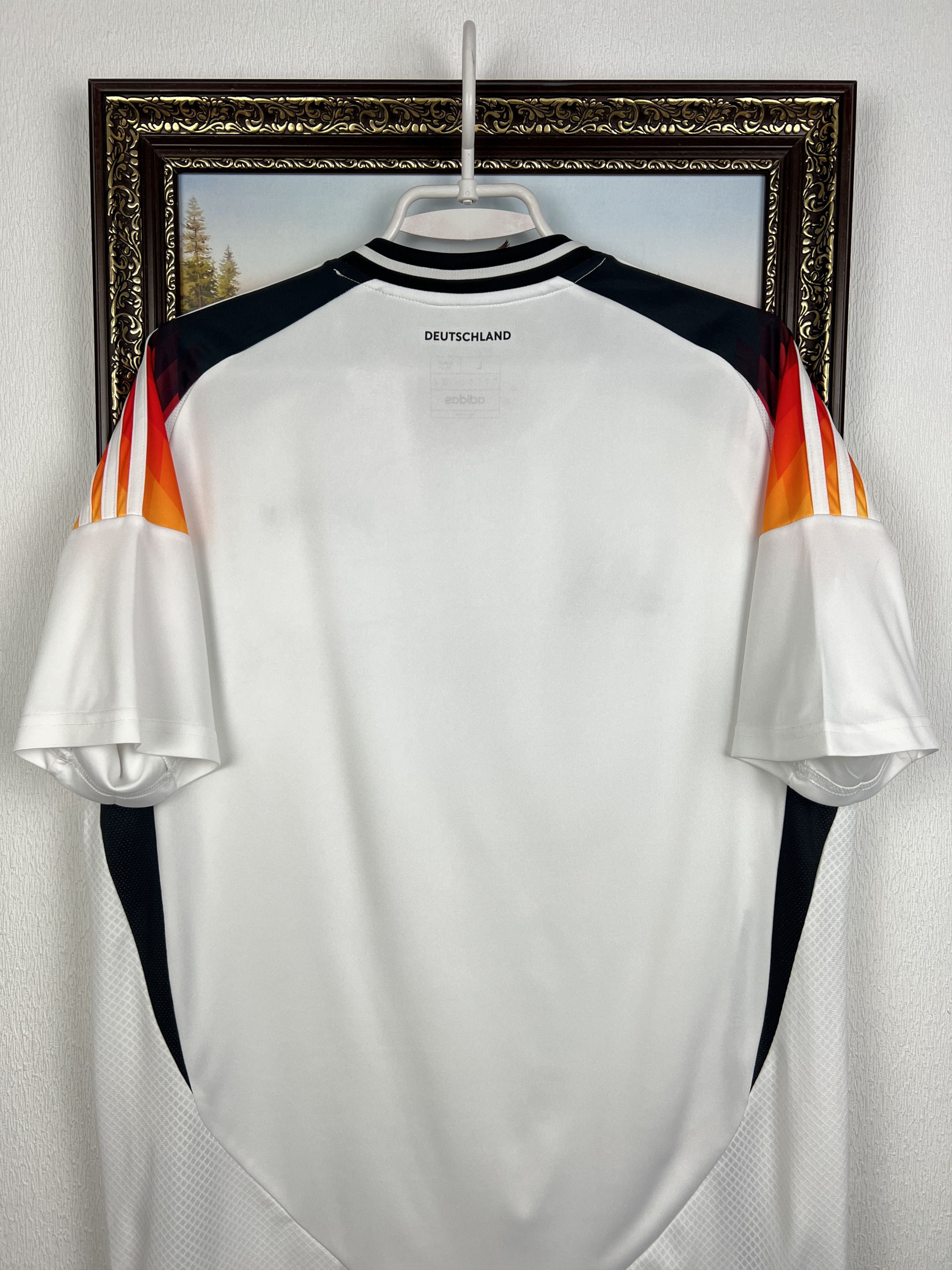 Adidas Germany Home football shirt 2024 Soccer Adidas Jersey Trikot Size US L / EU 52-54 / 3 - 9 Thumbnail
