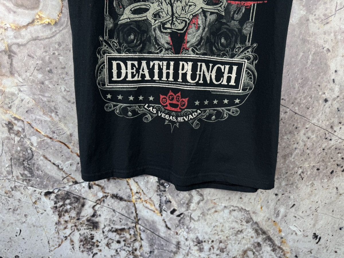 Band Tees Men’s Five Finger Death Punch 2017 Band T-Shirt Size Medium Size US M / EU 48-50 / 2 - 4 Thumbnail
