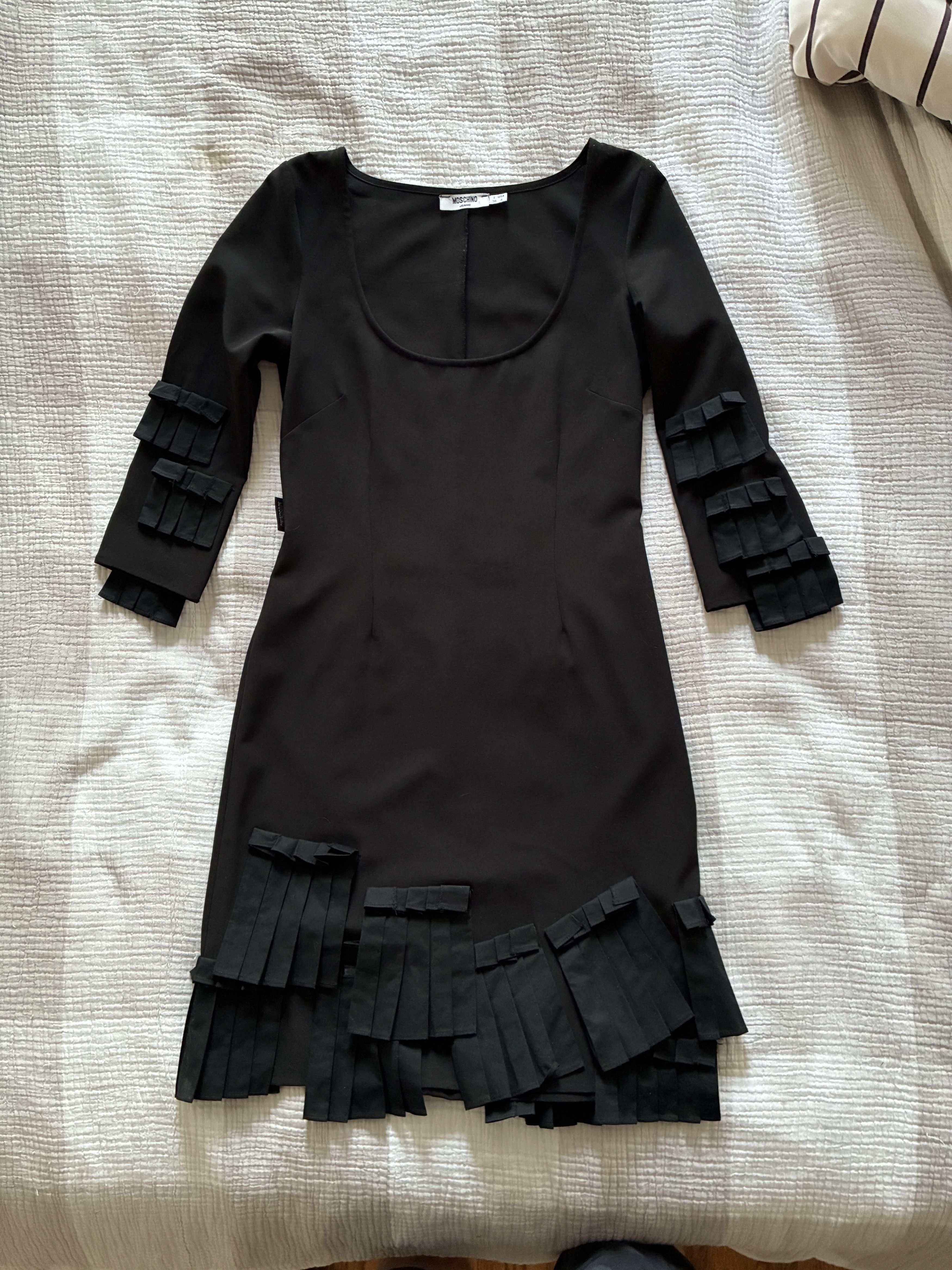Moschino MOSCHINO Little Black Cocktail Dress with Folded Ruffles Size S / US 4 / IT 40 - 3 Thumbnail
