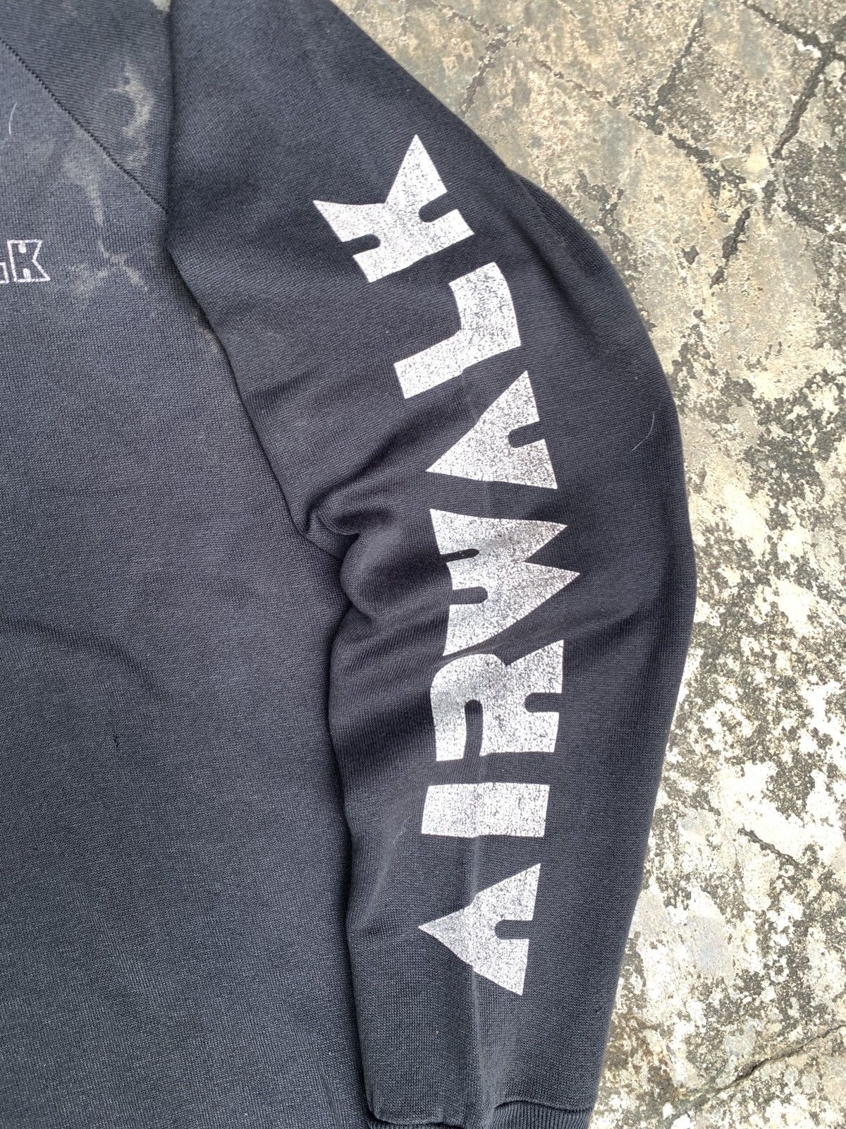 Airwalk × Vintage 1990s Airwalk USA Streetwear OG Logo Raglan Faded Crewneck Size US M / EU 48-50 / 2 - 6 Thumbnail