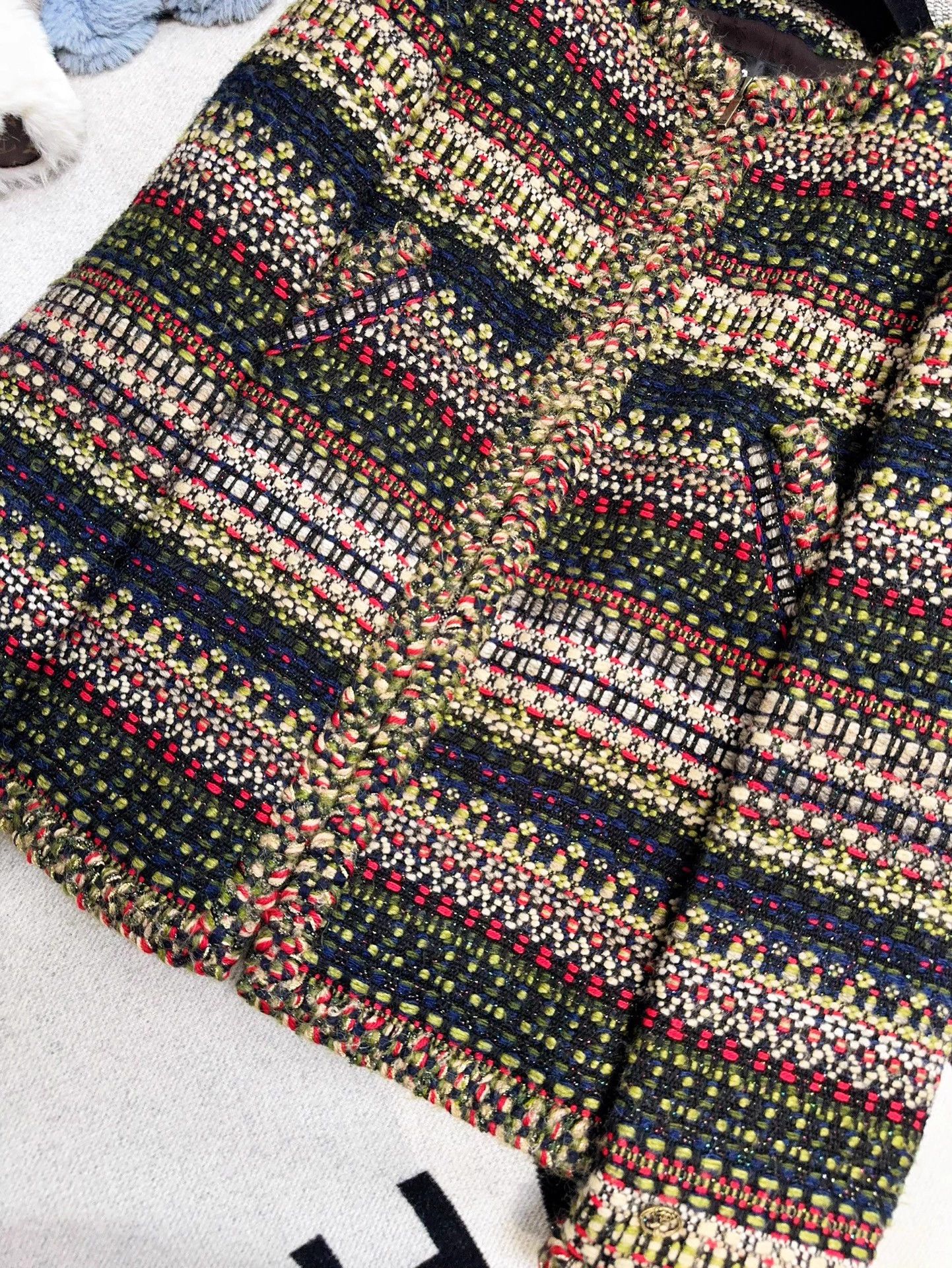 Chanel Chanel Women's 15A Salzburg Colored Tweed Jacket Size XS / US 0-2 / IT 36-38 - 3 Thumbnail