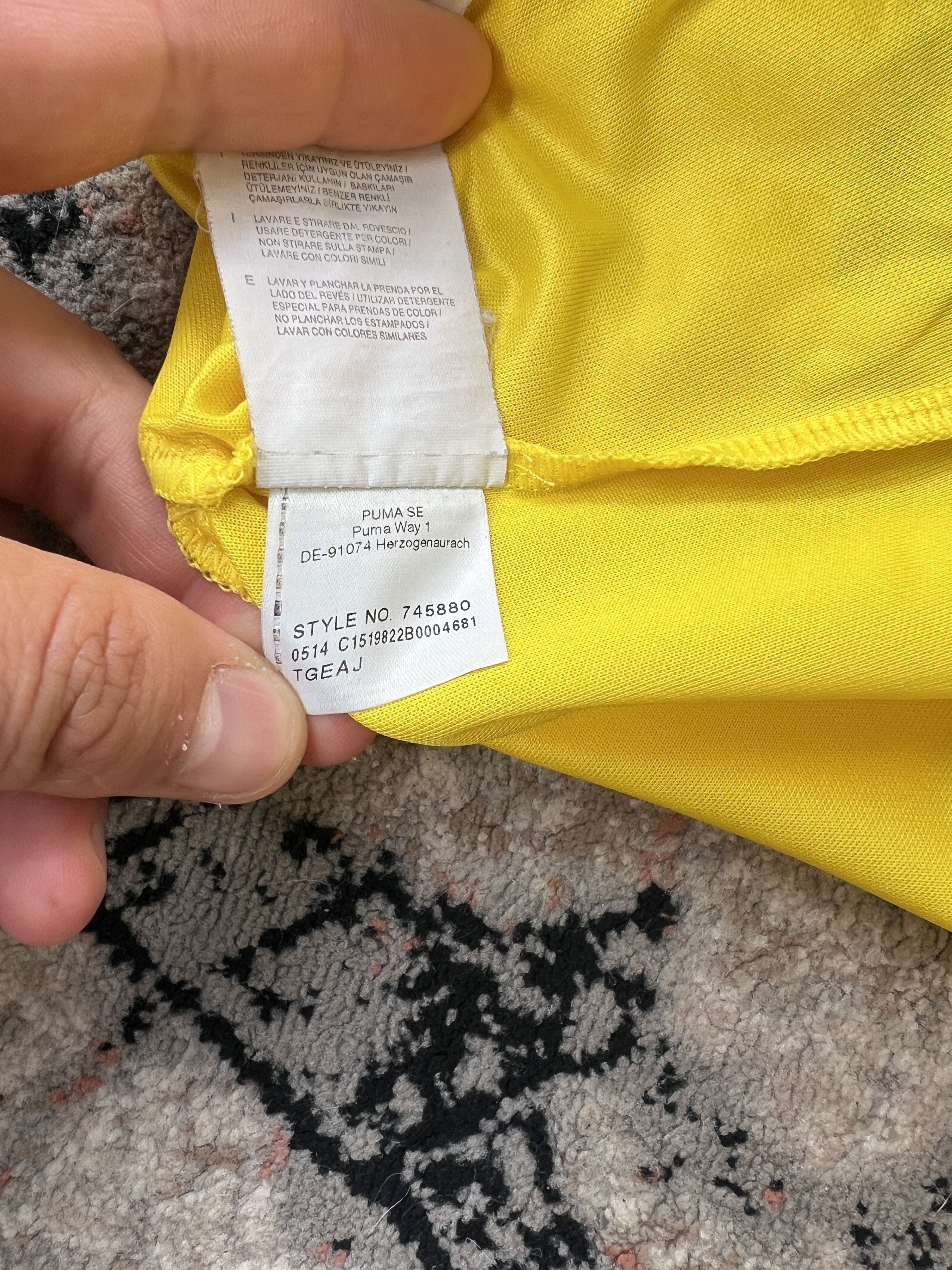 Puma Puma Borussia Dortmund Jersey Size US L / EU 52-54 / 3 - 14 Thumbnail