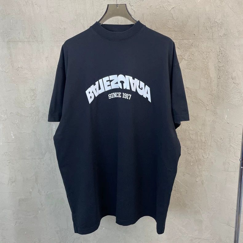 Balenciaga Balenciaga Black embroidered letter logo short sleeve T-sh Size US M / EU 48-50 / 2 - 7 Thumbnail