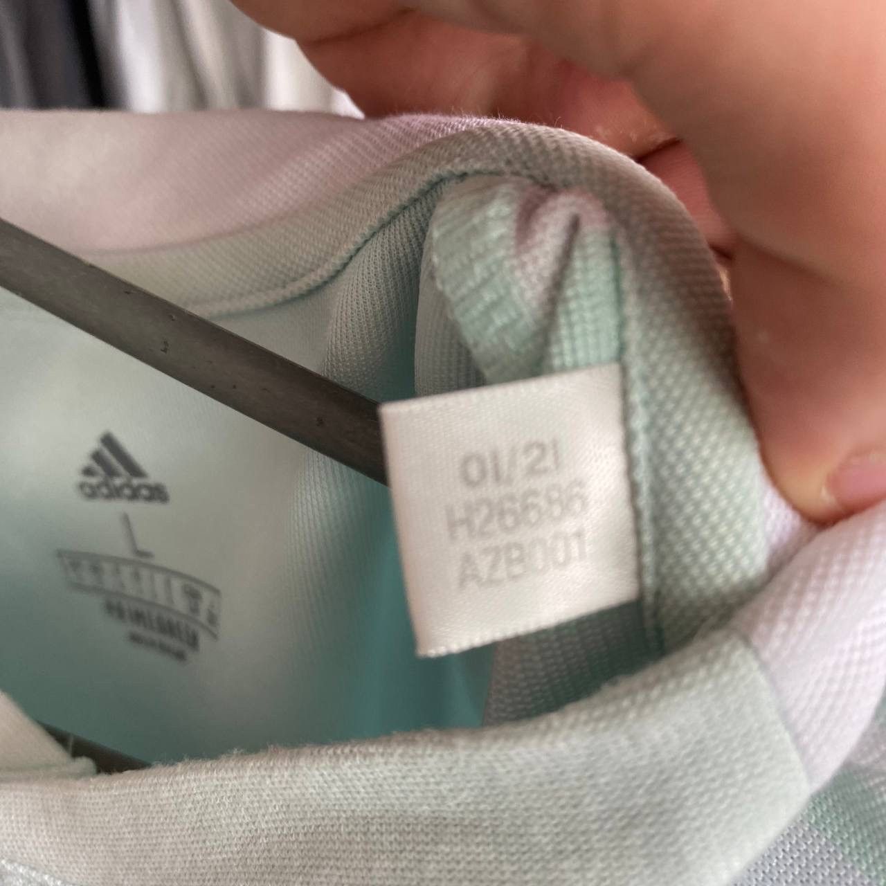 Adidas × Vintage Vintage Adidas Leeds United 2021 Small logo basic jersey Size US L / EU 52-54 / 3 - 10 Thumbnail